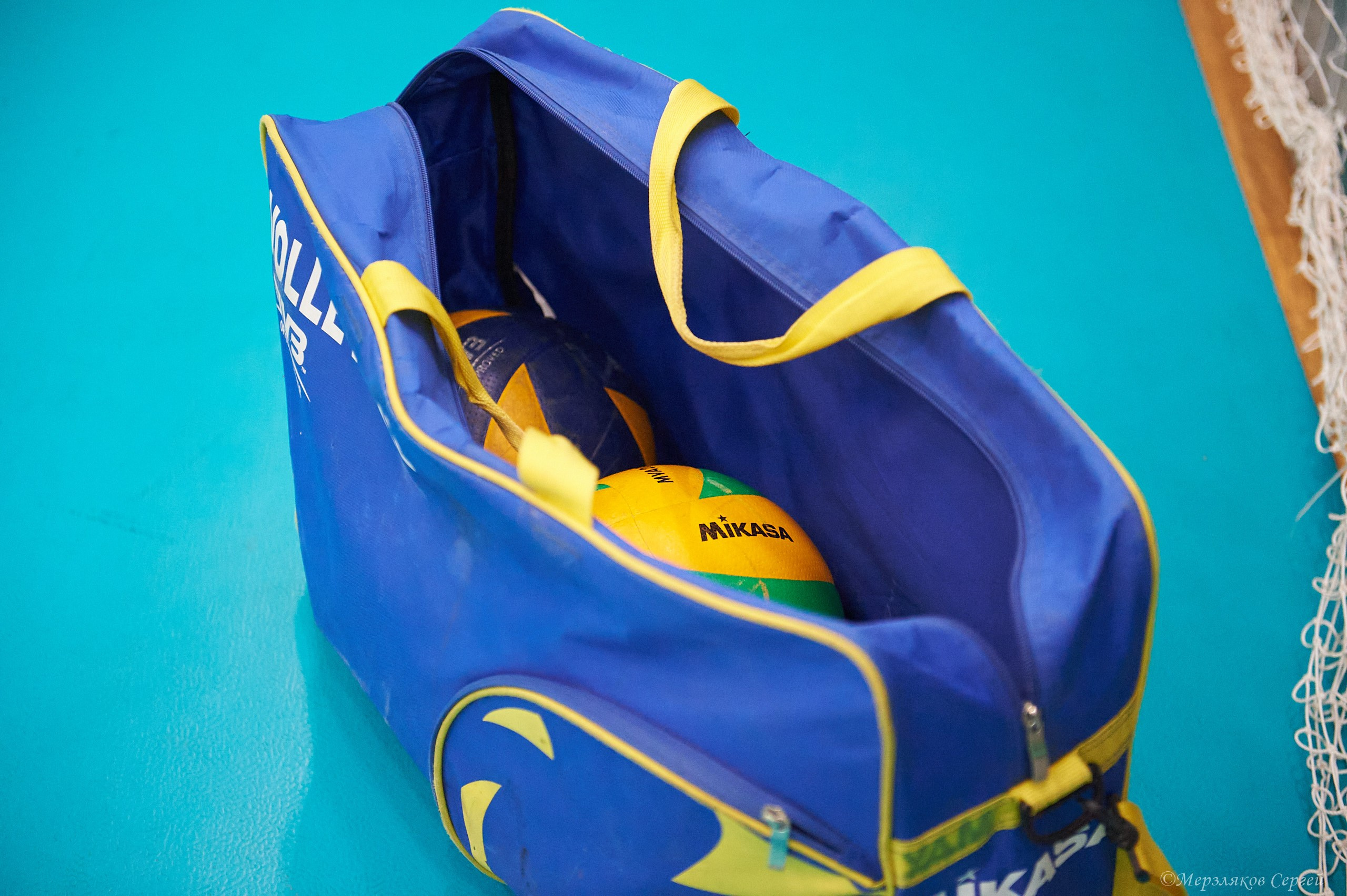 Новогодний волейбольный турнир. Ижевск. 16.12.23. Спортивный репортажный фотограф в Ижевске Сергей Мерзляков