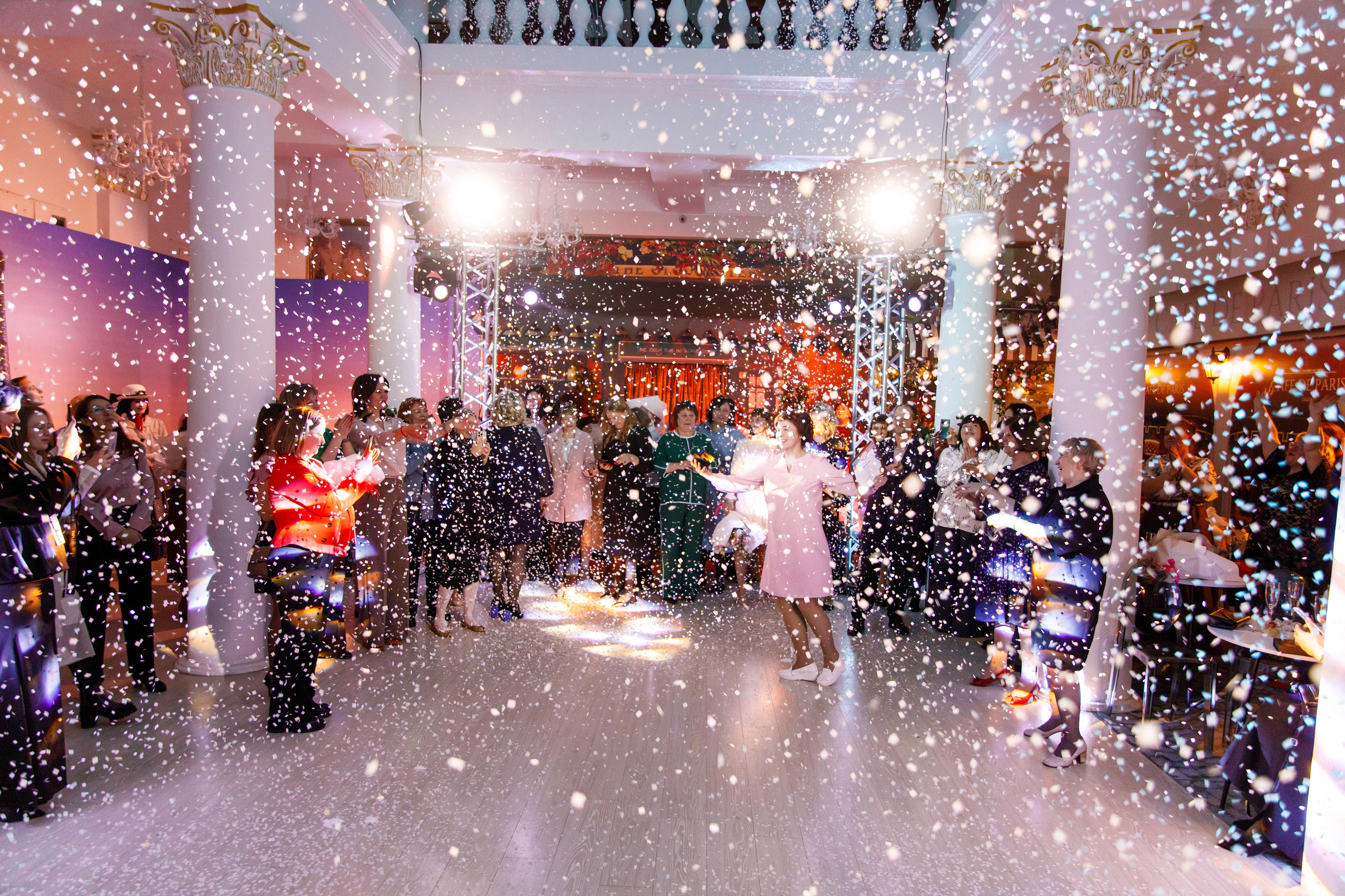 Награждение победителя конкурса «Учитель Года» г. Горнозаводск. Фотограф Дмитрий Молчанов | Фотограф Пермь | Фотограф