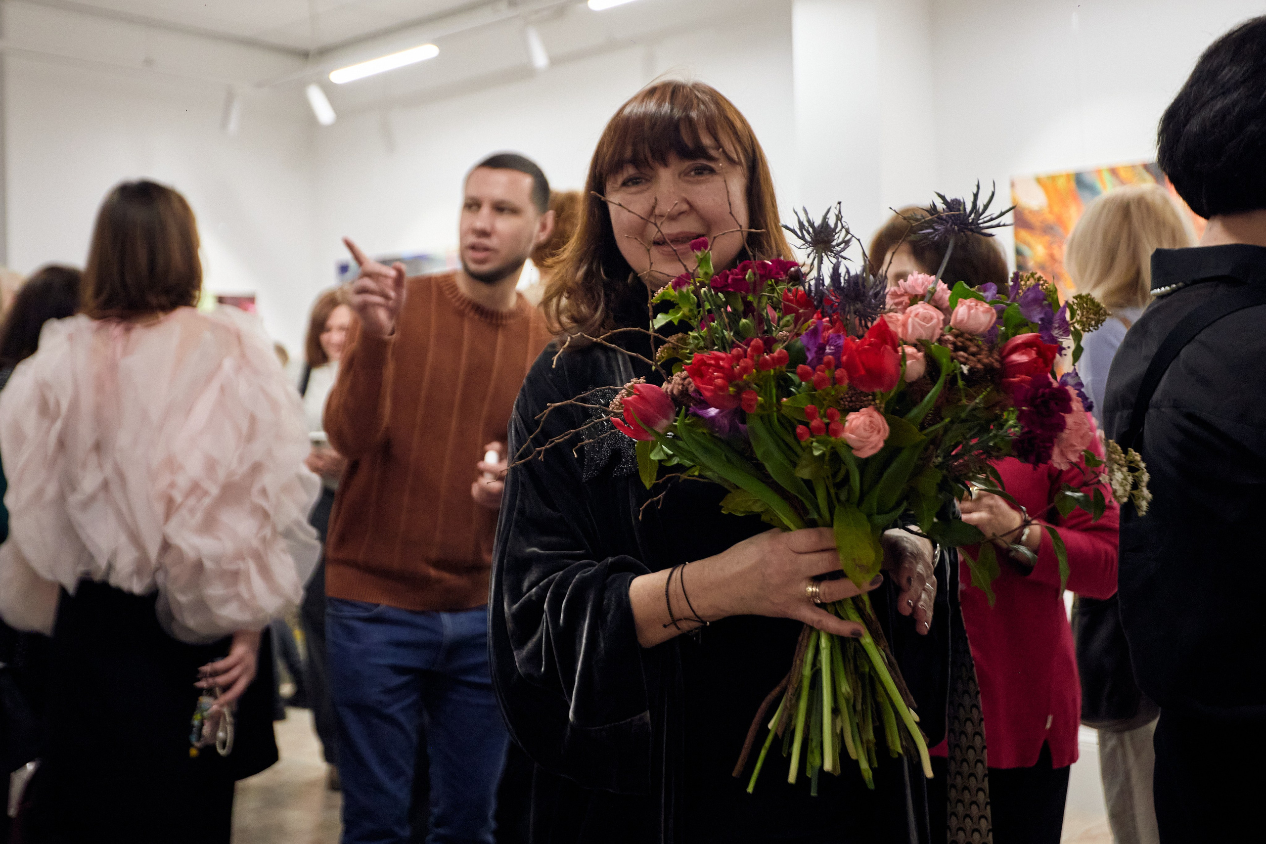 Открытие выставки краснодарской художницы Ларисы Блохиной. Фотограф Юлия Маринина