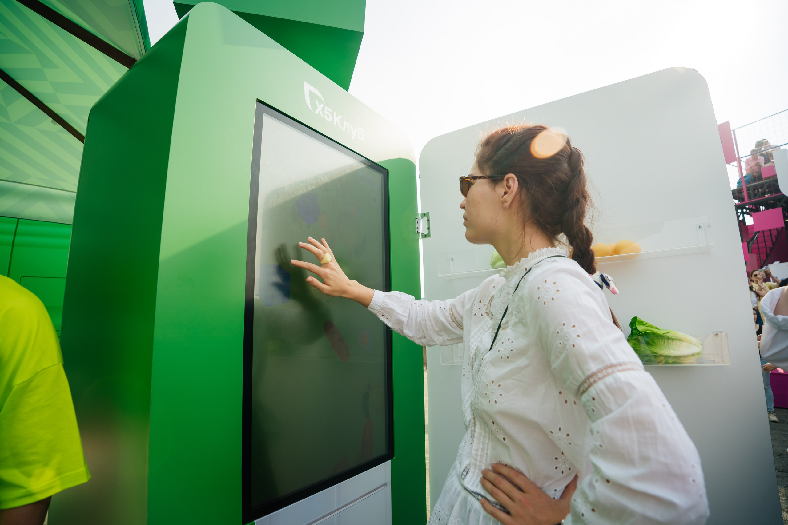 Пятерочка на VK фесте. Видеограф и Фотограф в Челябинске Ксения и Владимир Рюмины