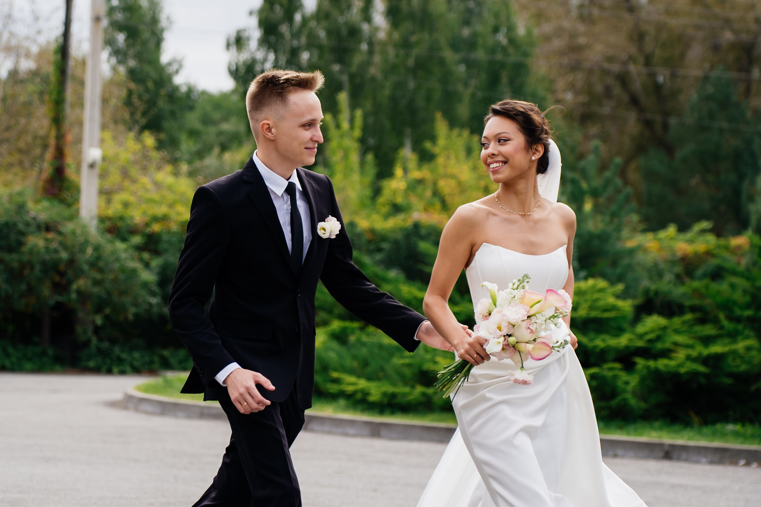 Свадебная сьемка. Видеограф и Фотограф в Челябинске Ксения и Владимир Рюмины