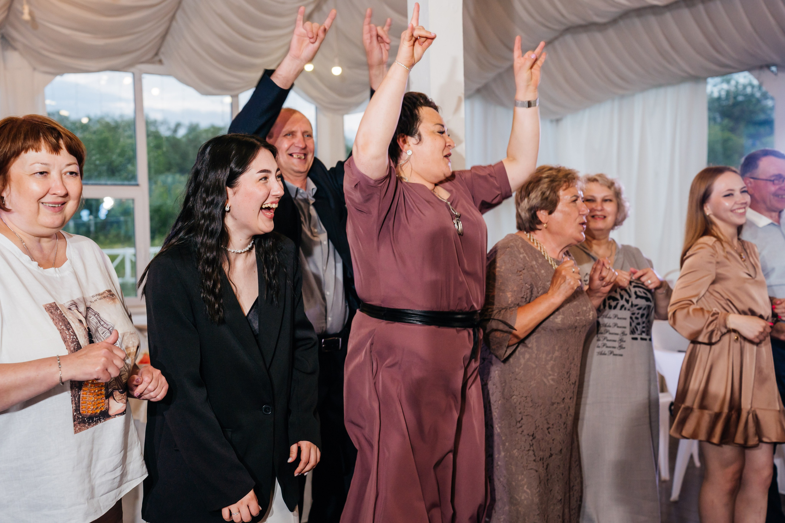 Ксения и Владислав. Видеограф и Фотограф в Челябинске Ксения и Владимир Рюмины