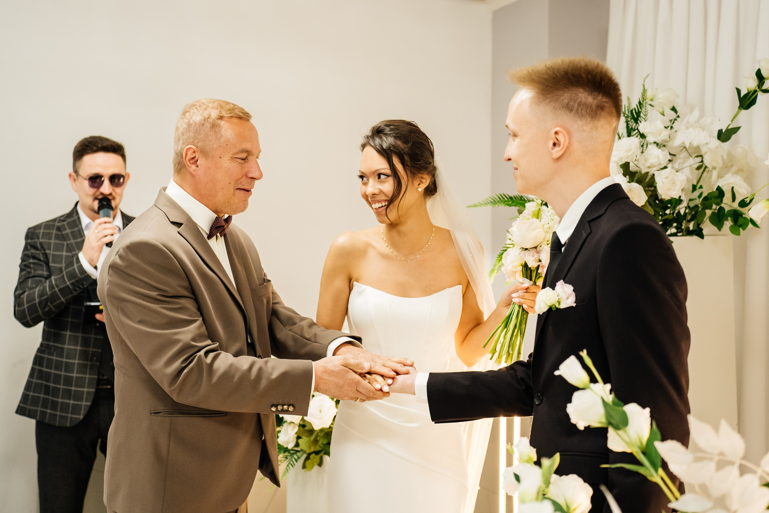 Максим и Майя. Видеограф и Фотограф в Челябинске Ксения и Владимир Рюмины