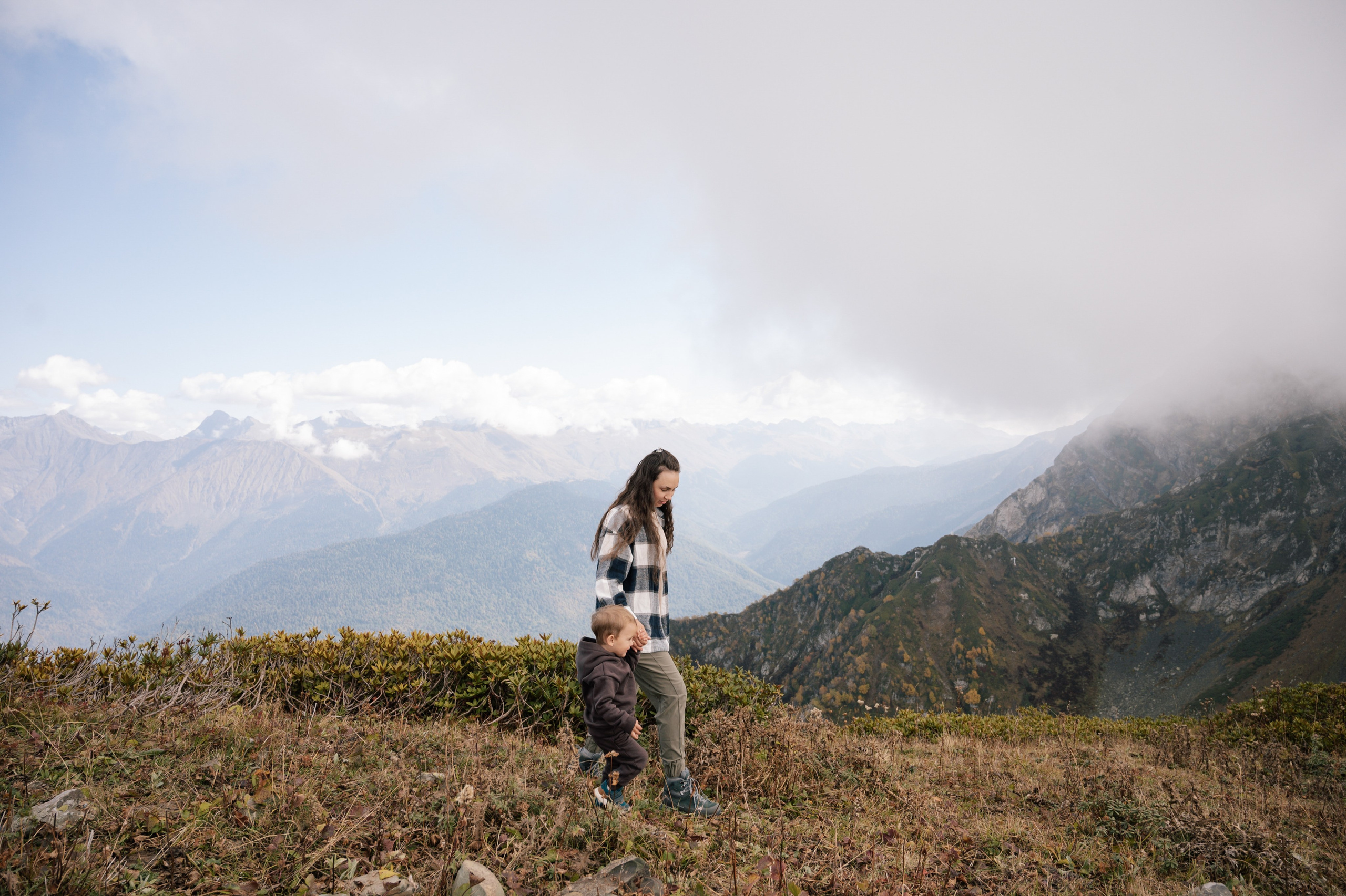 Выше гор только любовь. Свадебный и семейный фотограф Вероника Холод
