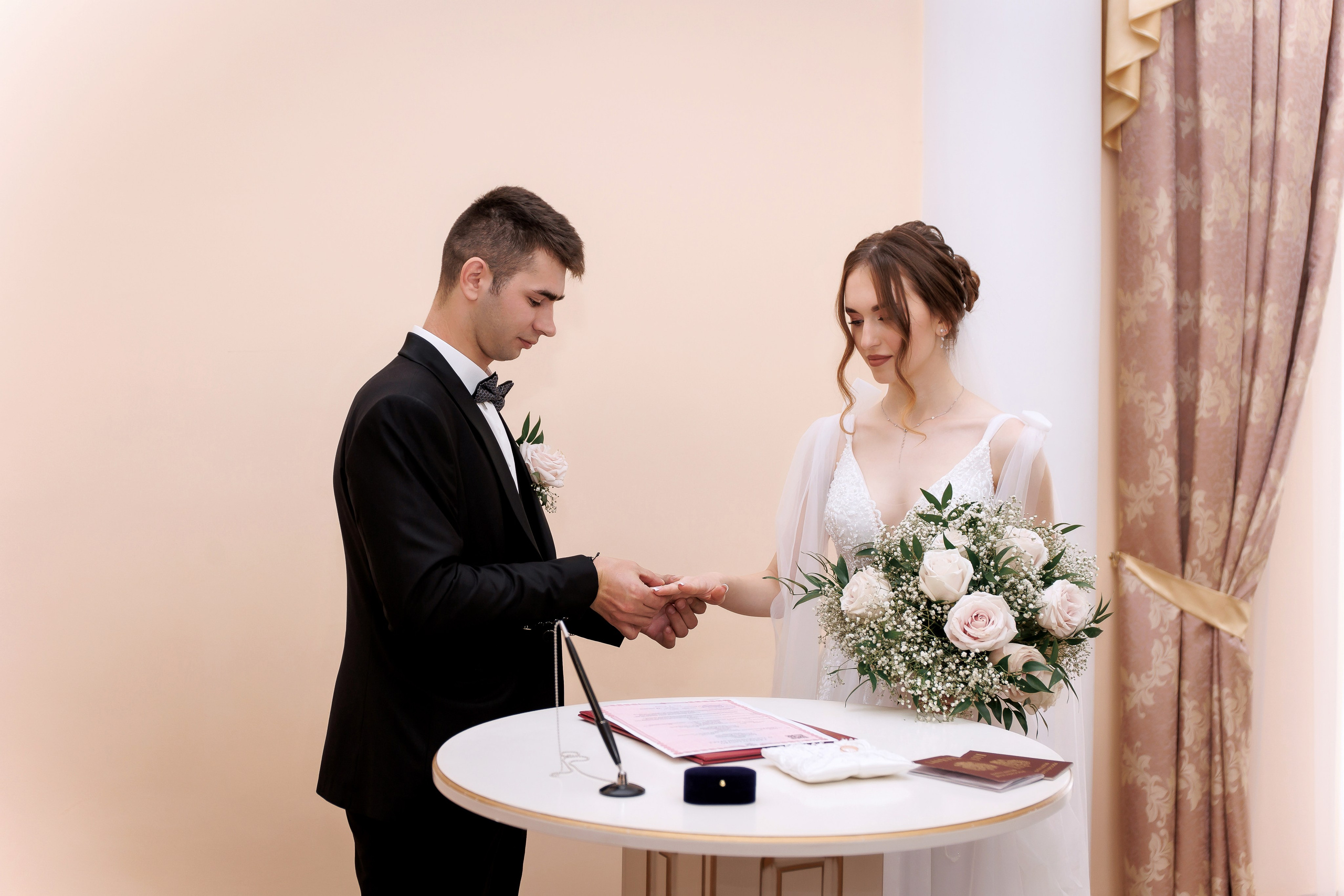 Ангелина и Александр. Свадебный фотограф в Омске Яна Савина