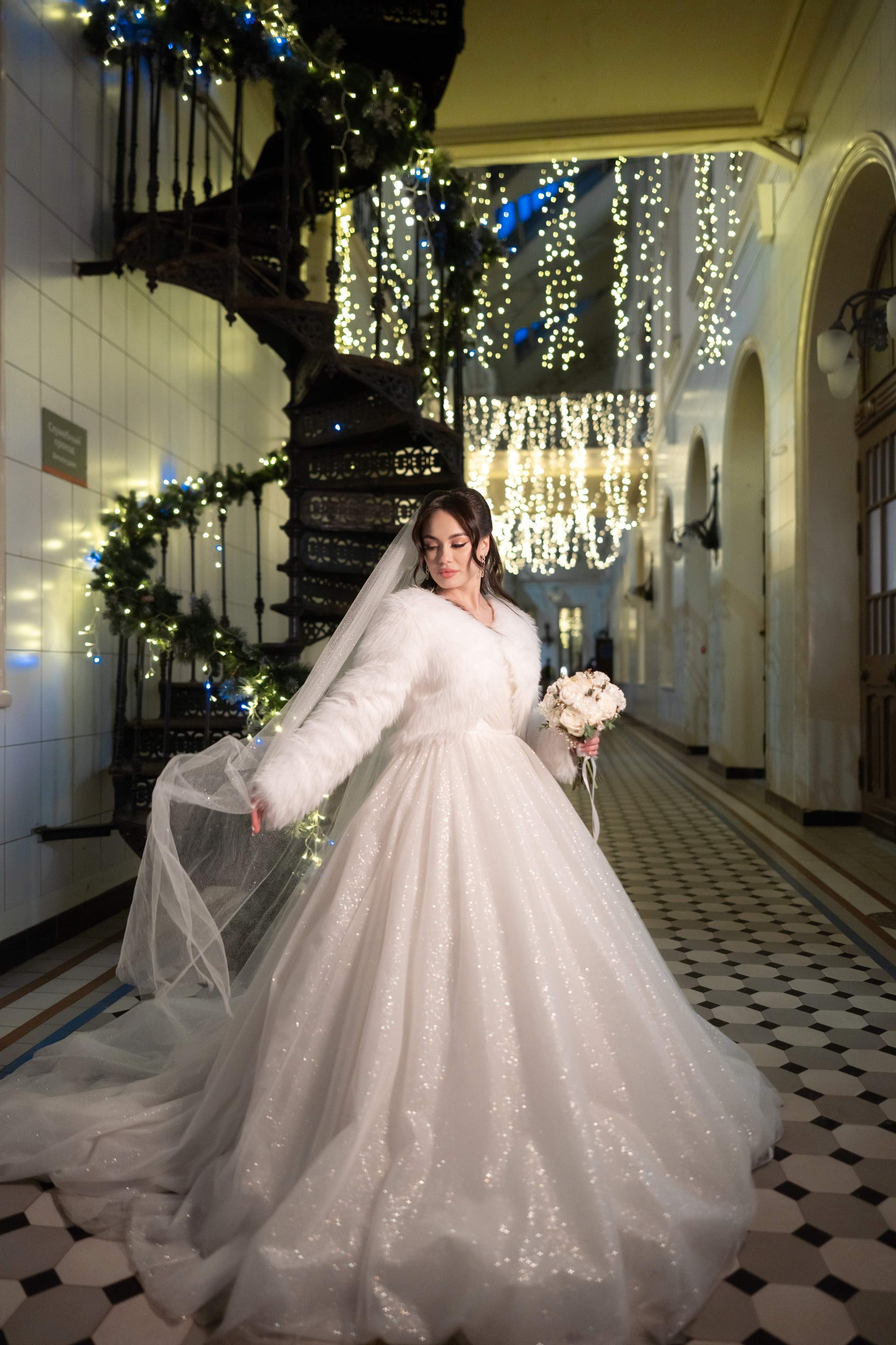 Места для фотосессии зимой в плохую погоду в Санкт-Петербурге. Свадебный фотограф Александр Невский в Санкт-Петербурге