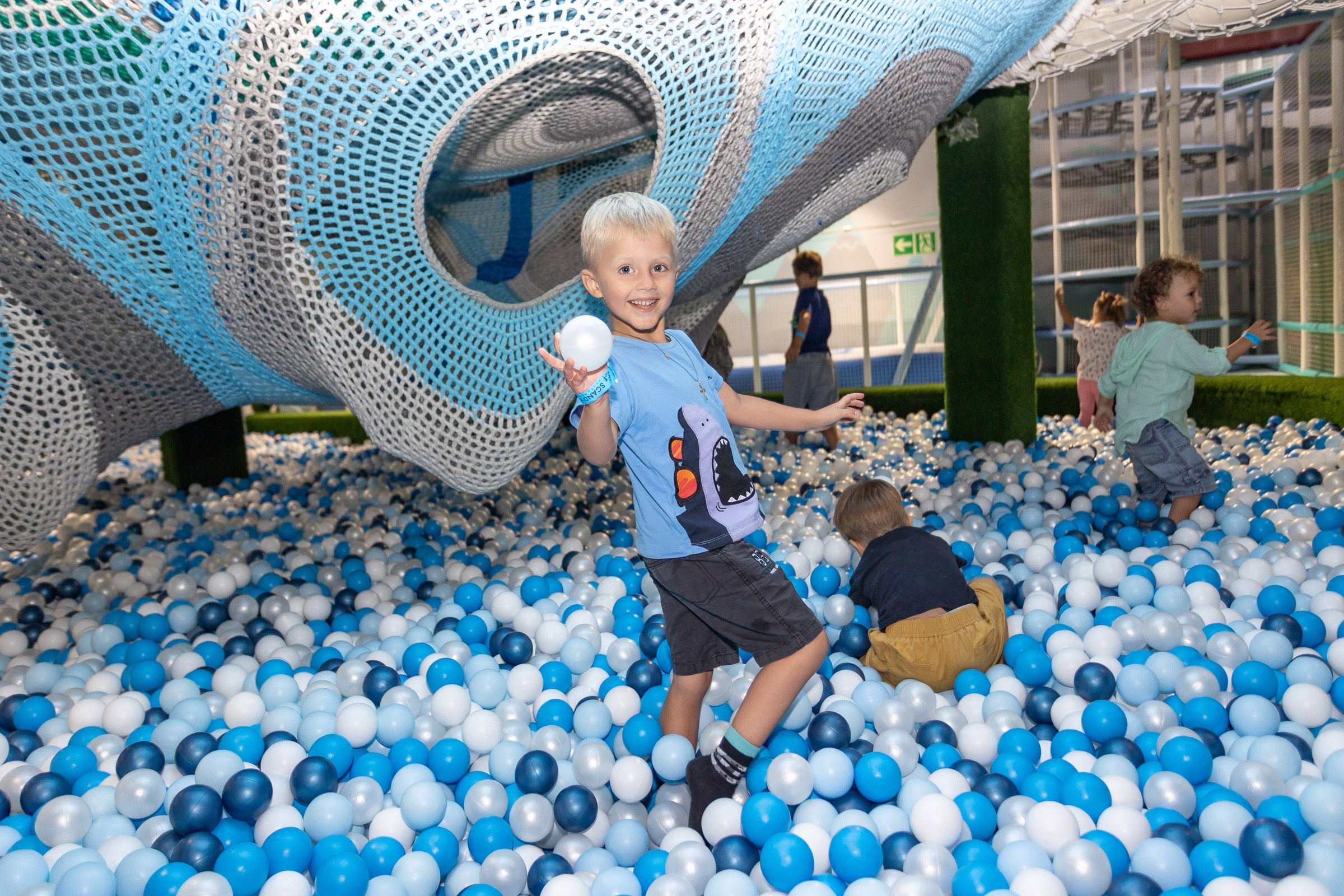 Съемка детского дня рождения Краснодар. Выпускные альбомы Майкоп, Краснодар Елена Золотарева
