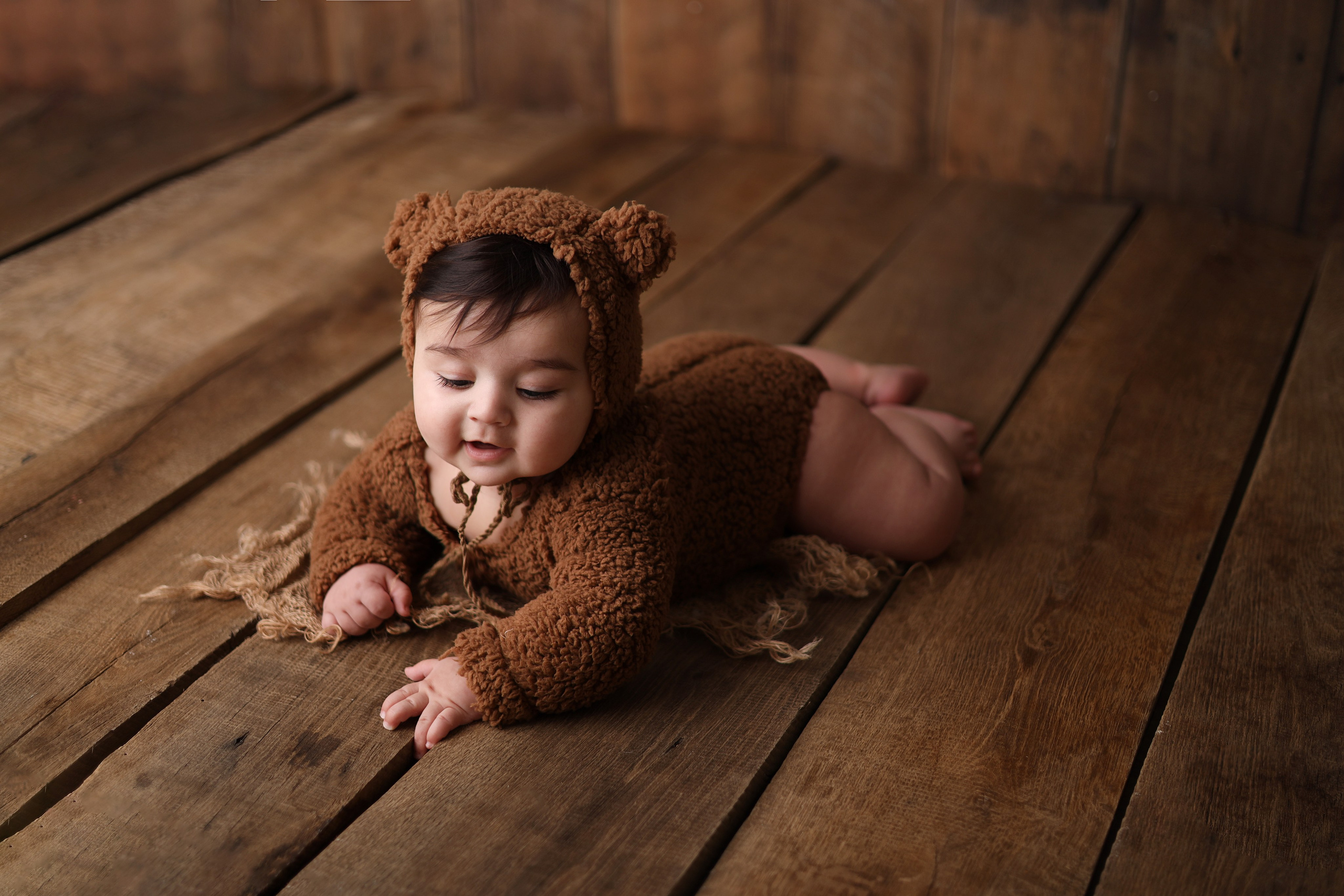 Азнавуру 6 месяцев. Фотограф новорожденных Москва. Ньюборн фотограф Москва