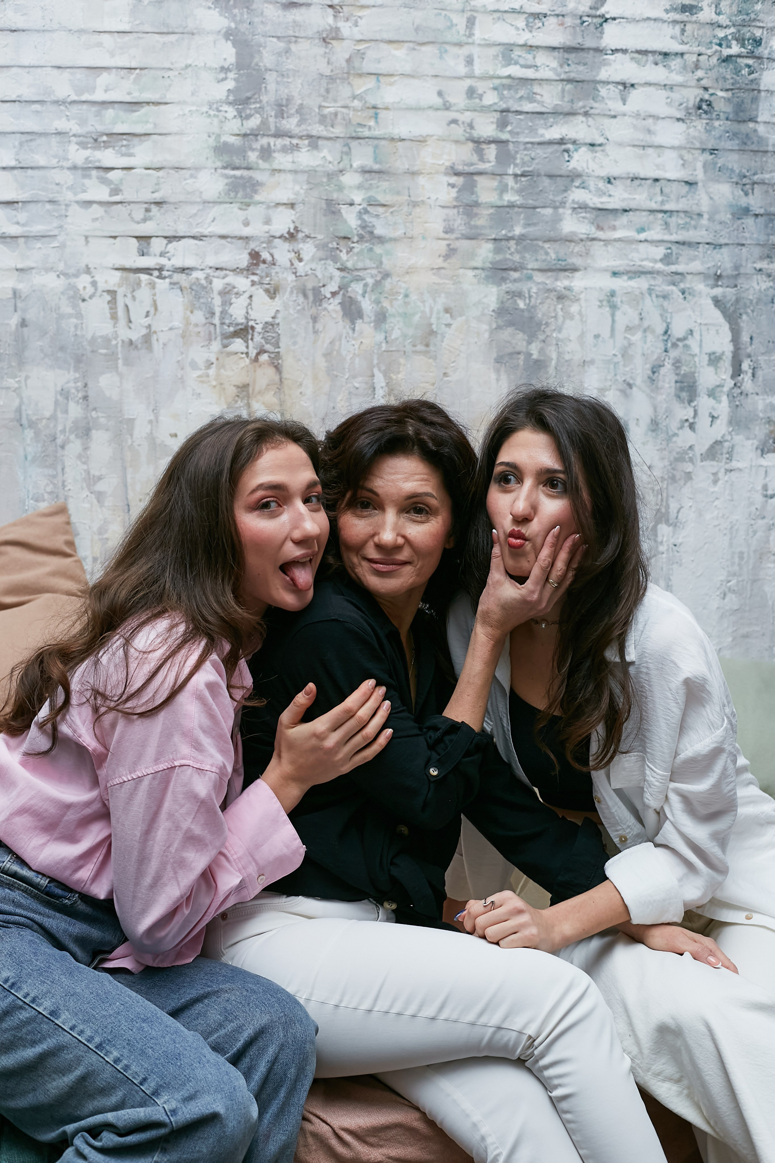 Мама с дочками. Budanovaphoto.ru