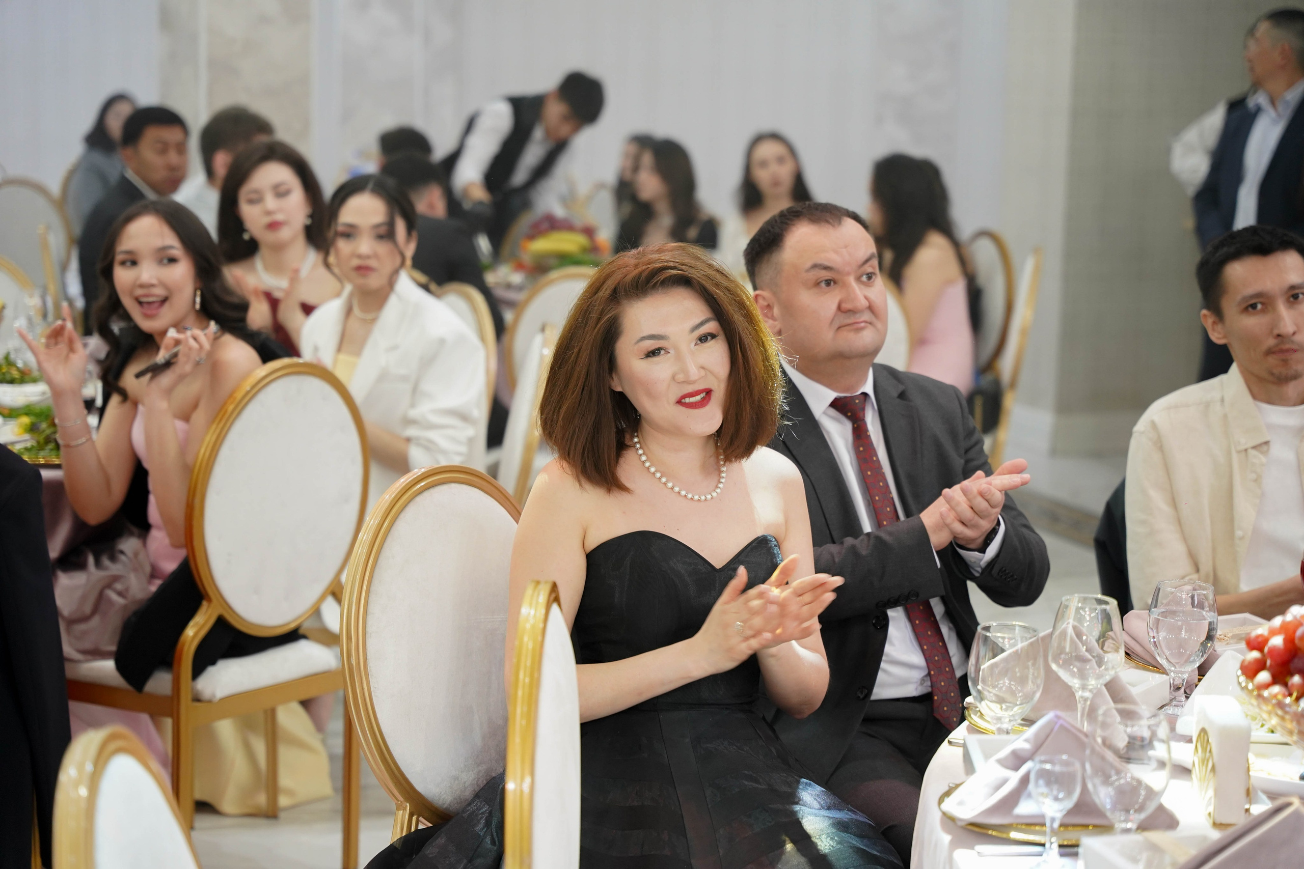 Dana uzatu. Фотограф Ернар Ержанов