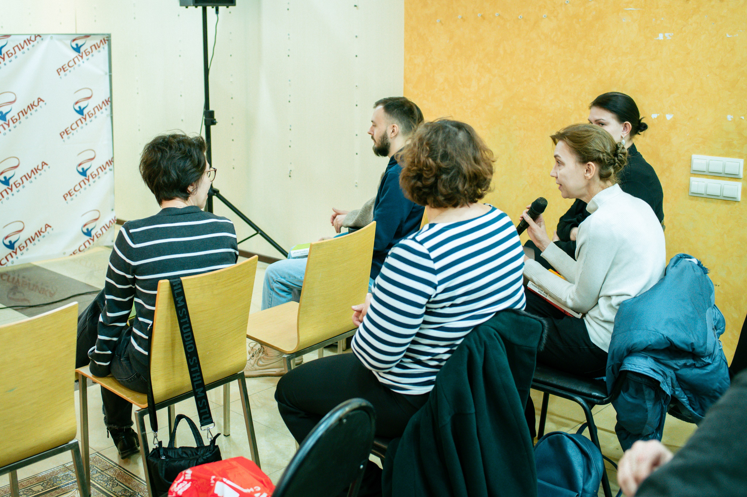 Ася Казанцева 19.11.23 #Читайгород. Фотограф Елена Новикова