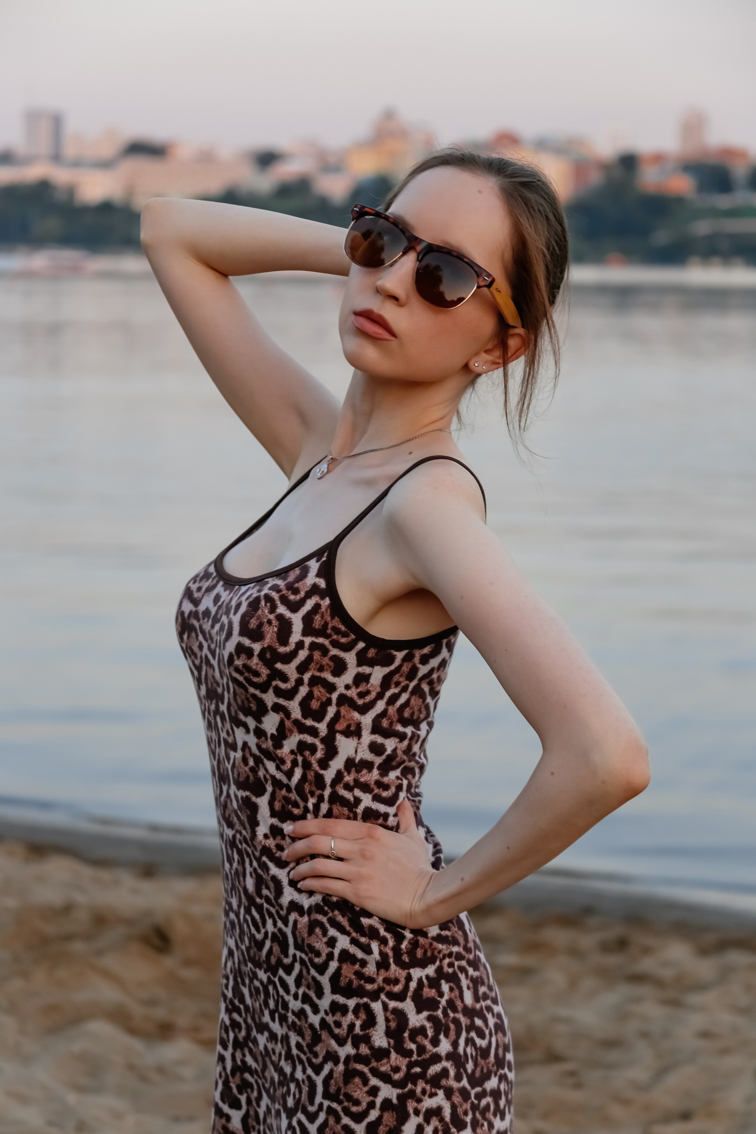 Алина на пляже. Фотограф Пермь. Фотосессия в фотостудии Перми и на свежем воздухе