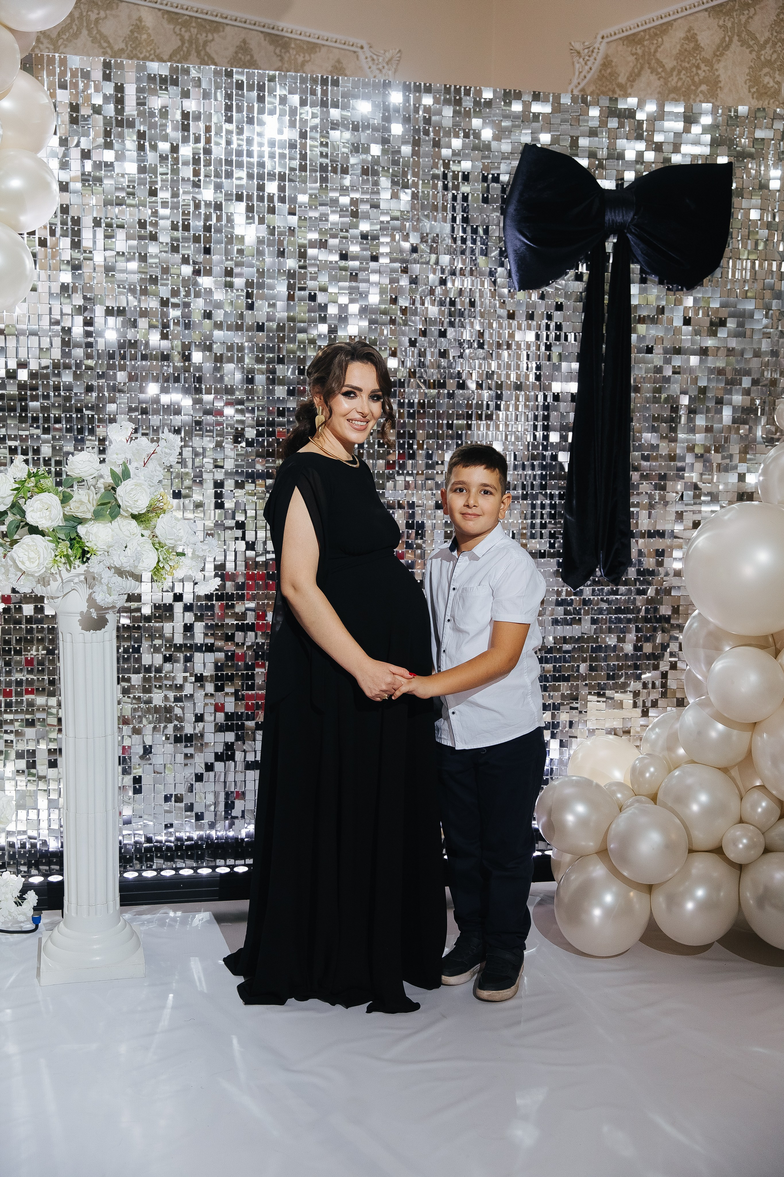 Ани и Назели. 35&5 День рождения, «Янтарь». Фотограф в Красноярске Надежда Воскресенская