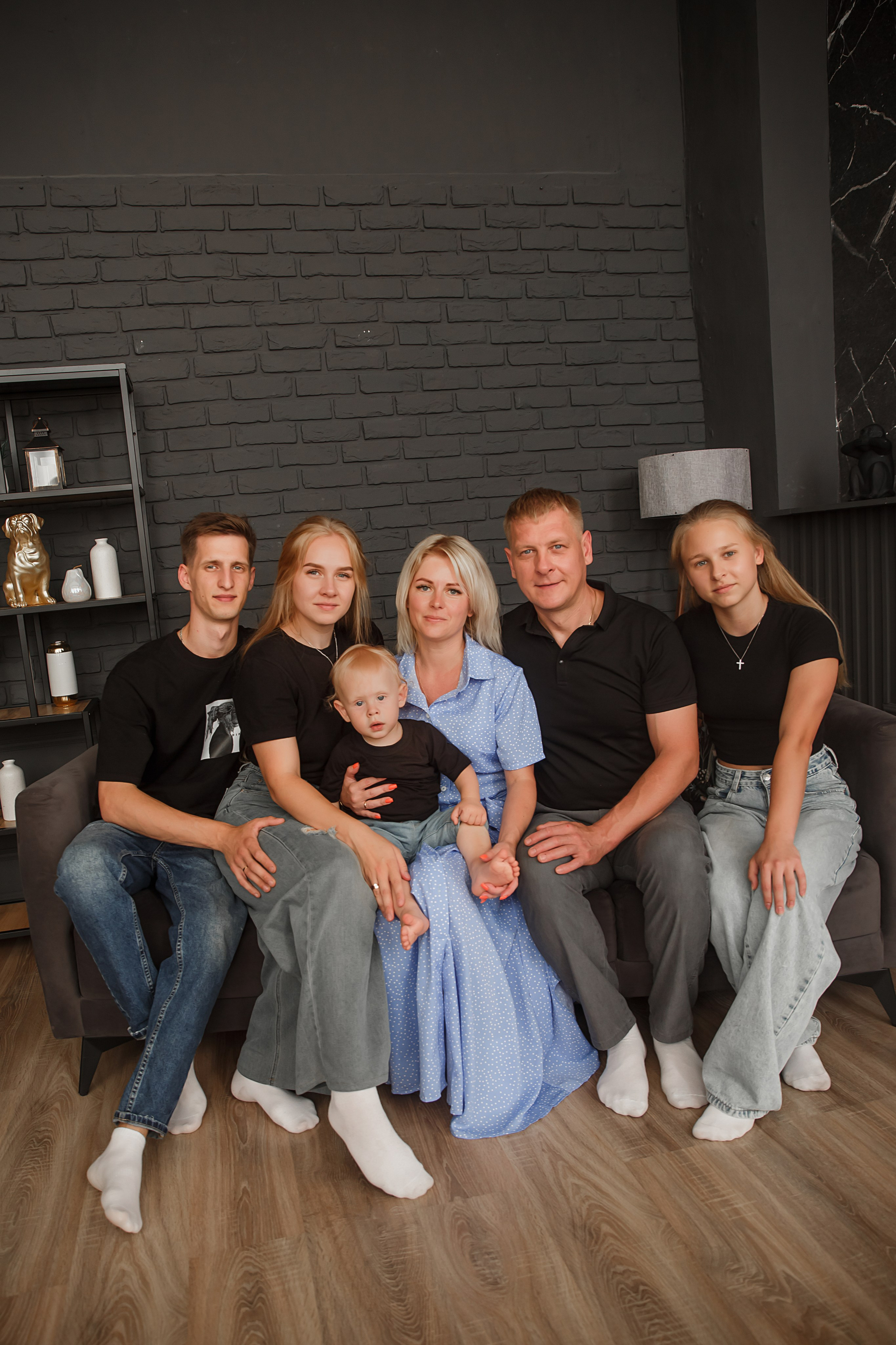 Семейная съемка в студии. Свадебный, семейный и детский фотограф Набережные Челны