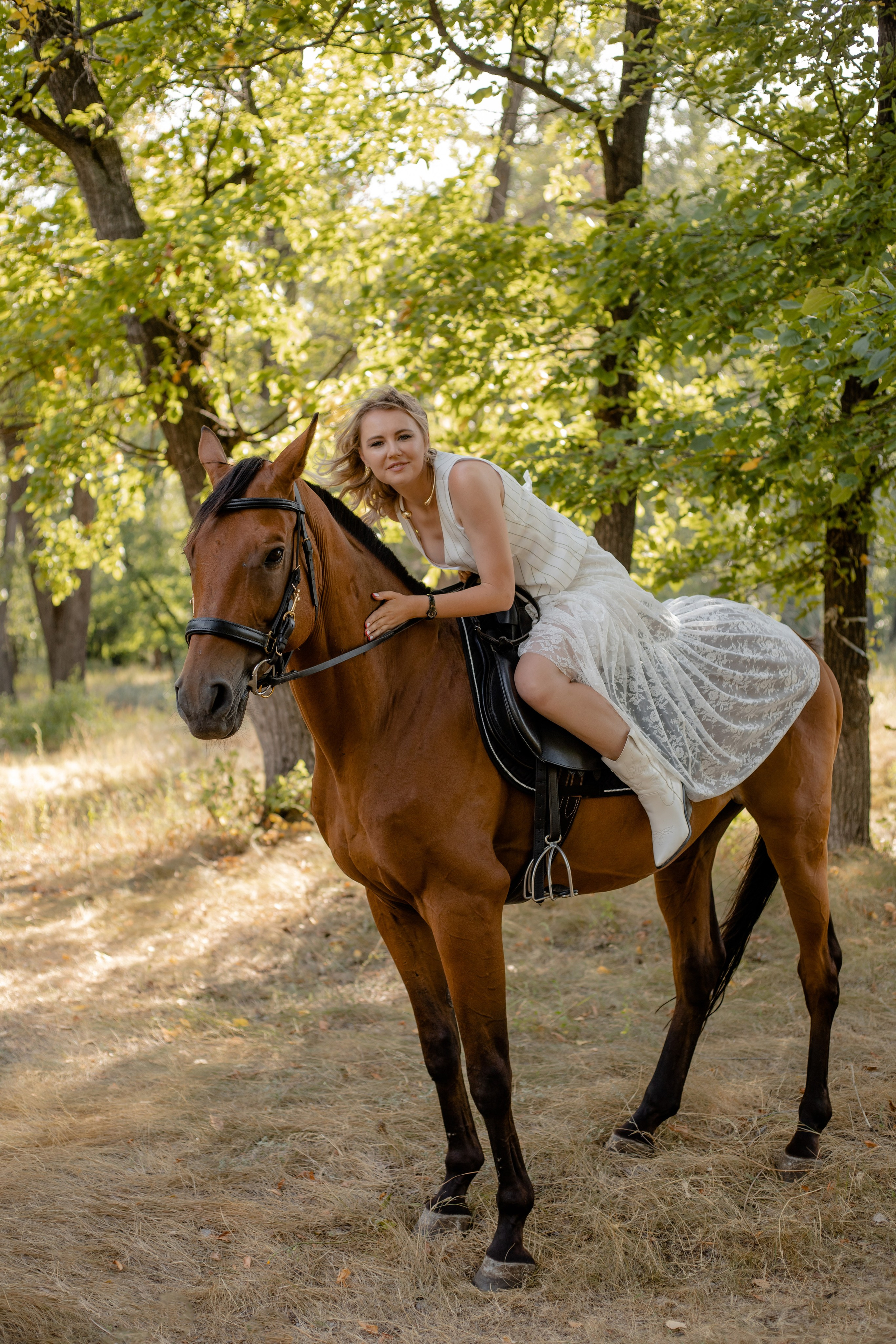 Летняя фотопрогулка с лошадкой 🌿. Семейный фотограф в Саратове Элоиза Ляпина