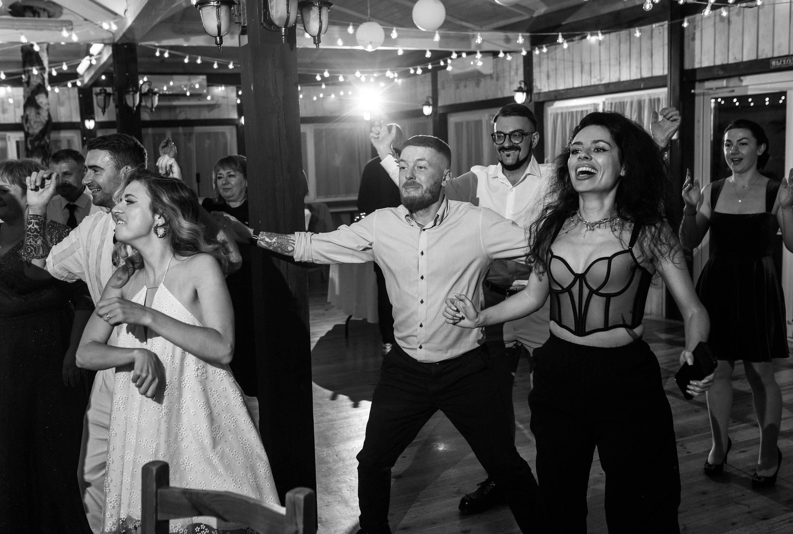 Лесная Поляна. Свадебный фотограф в Минске Вадим Бурчик