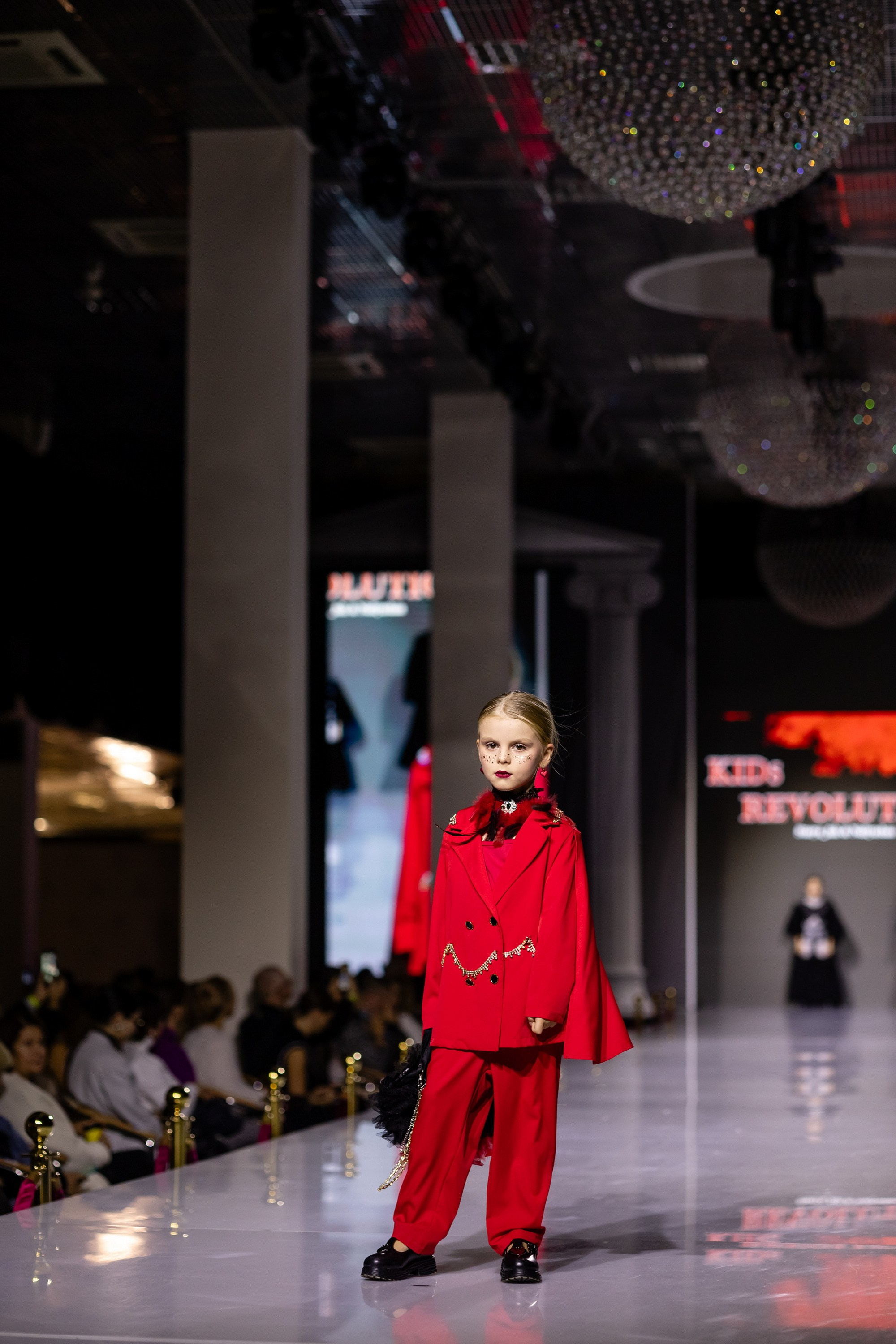 ESTET FASHION WEEK (KIDs REVOLUTION). Татьяна Чернышова свадебный фотограф Москва