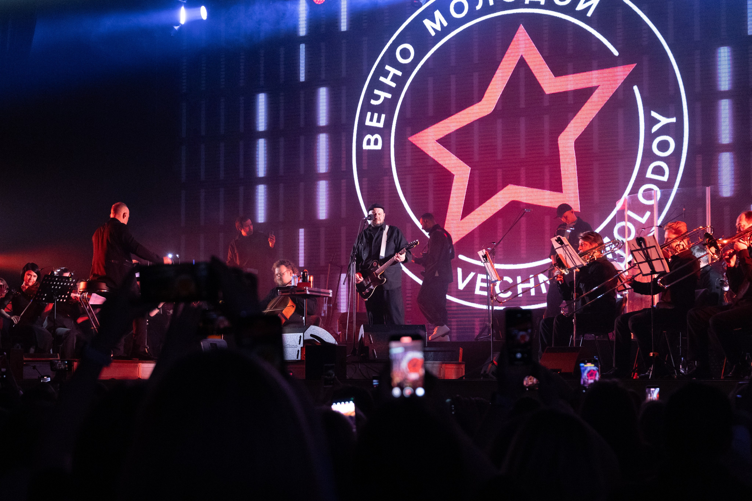 Сергей Бобунец КРАСНОЯРСК. Фотограф Красноярск съемки лавстори, фотосессия в студии, портретная съемка, творческие фотосессии