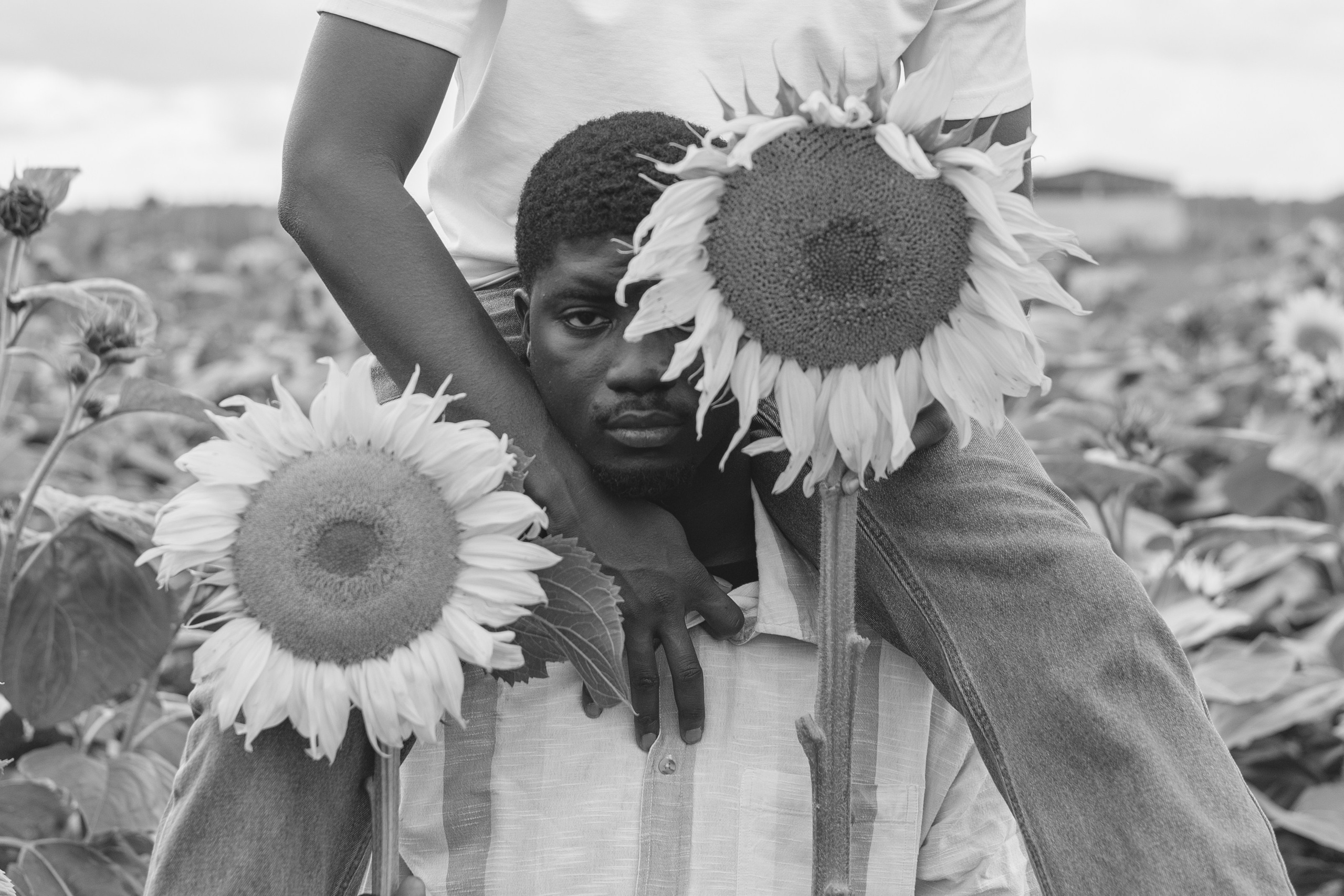 ОЗМАР И РОДИЛСОН ТВОРЧЕСКАЯ. Фотограф Красноярск съемки лавстори, фотосессия в студии, портретная съемка, творческие фотосессии