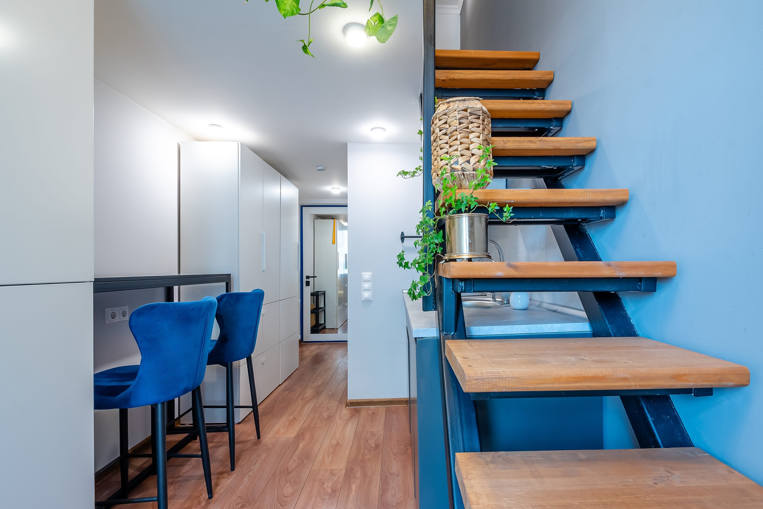 Профессиональная интерьерная фотосъемка малогабаритной студии в Москве.