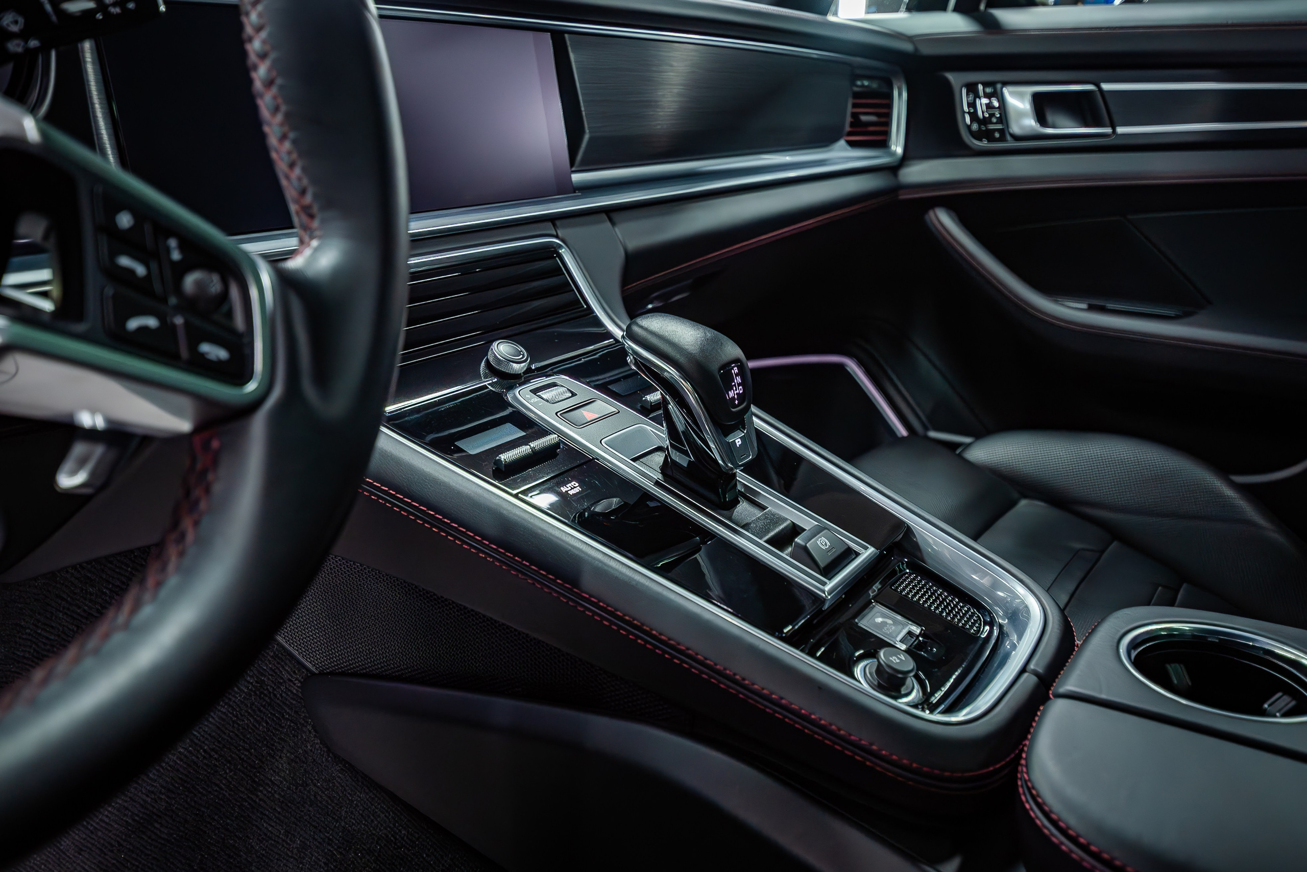 Фотосъёмка: Легковые авто В Москве. Интерьерный & Репортажный фотограф Озеров Денис, г. Москва