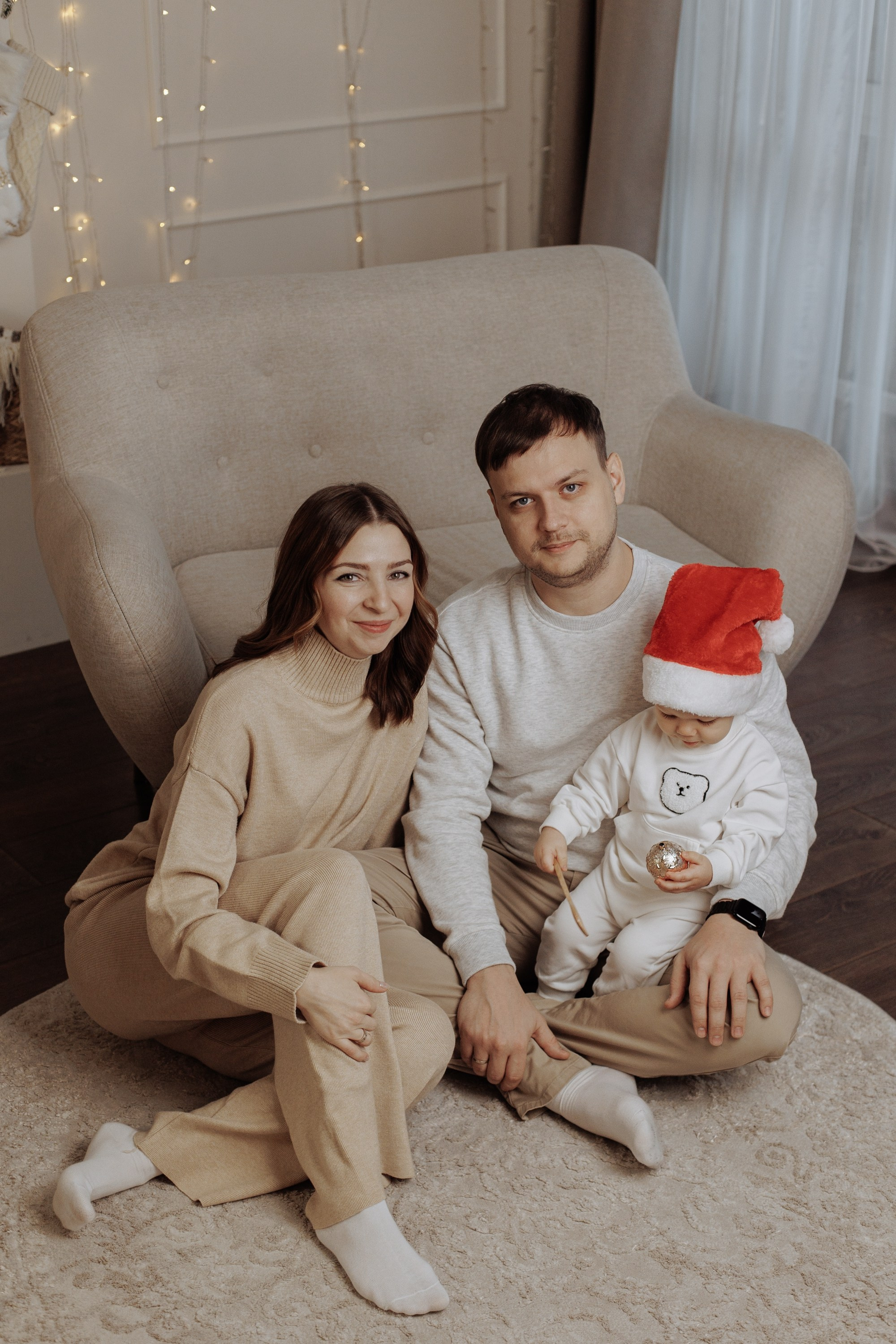 Семейная фотосессия «студия». Свадебный фотограф