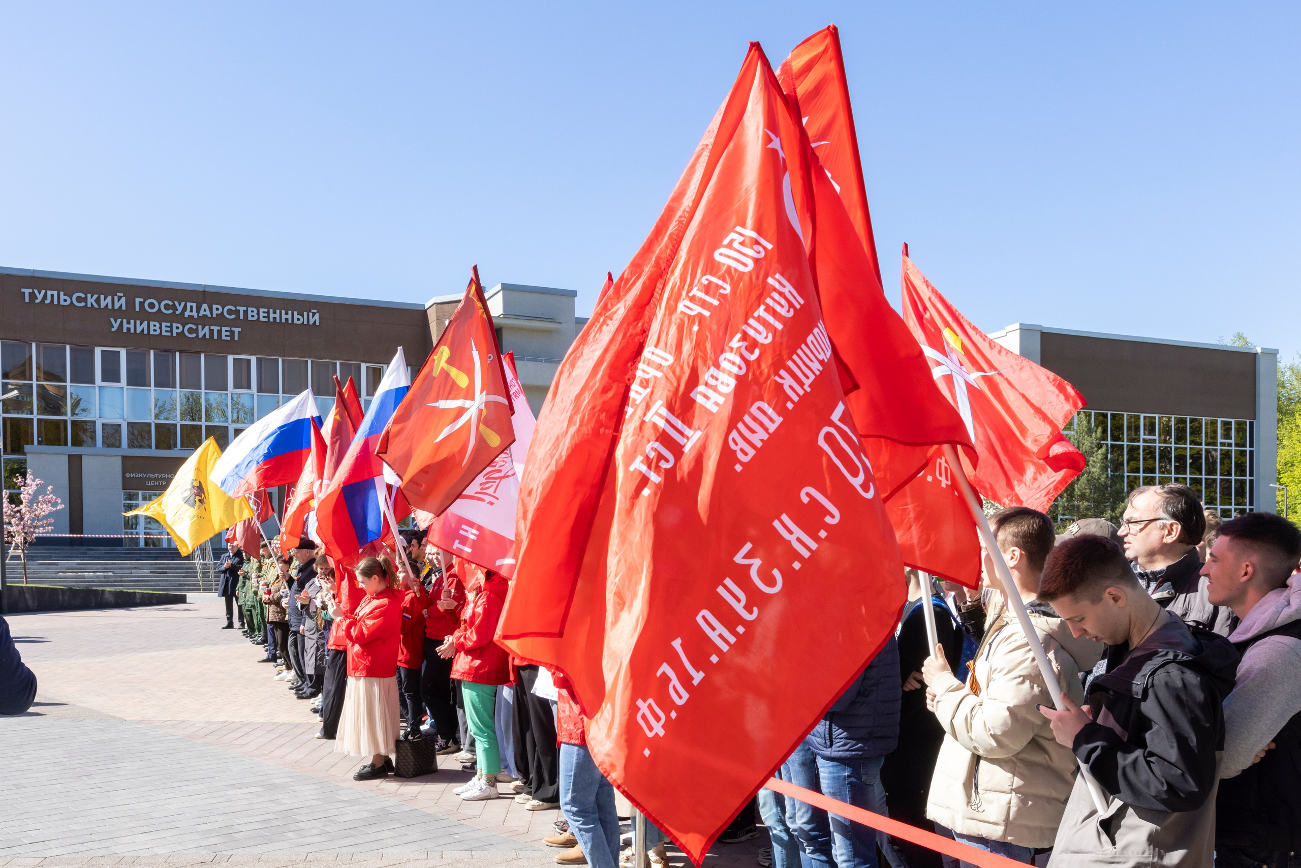 Международная патриотическая акция «ОГОНЬ ПАМЯТИ — 2024». Фотограф в Туле Крупский АнДРей. Фотостудия «КАДР71» в Туле