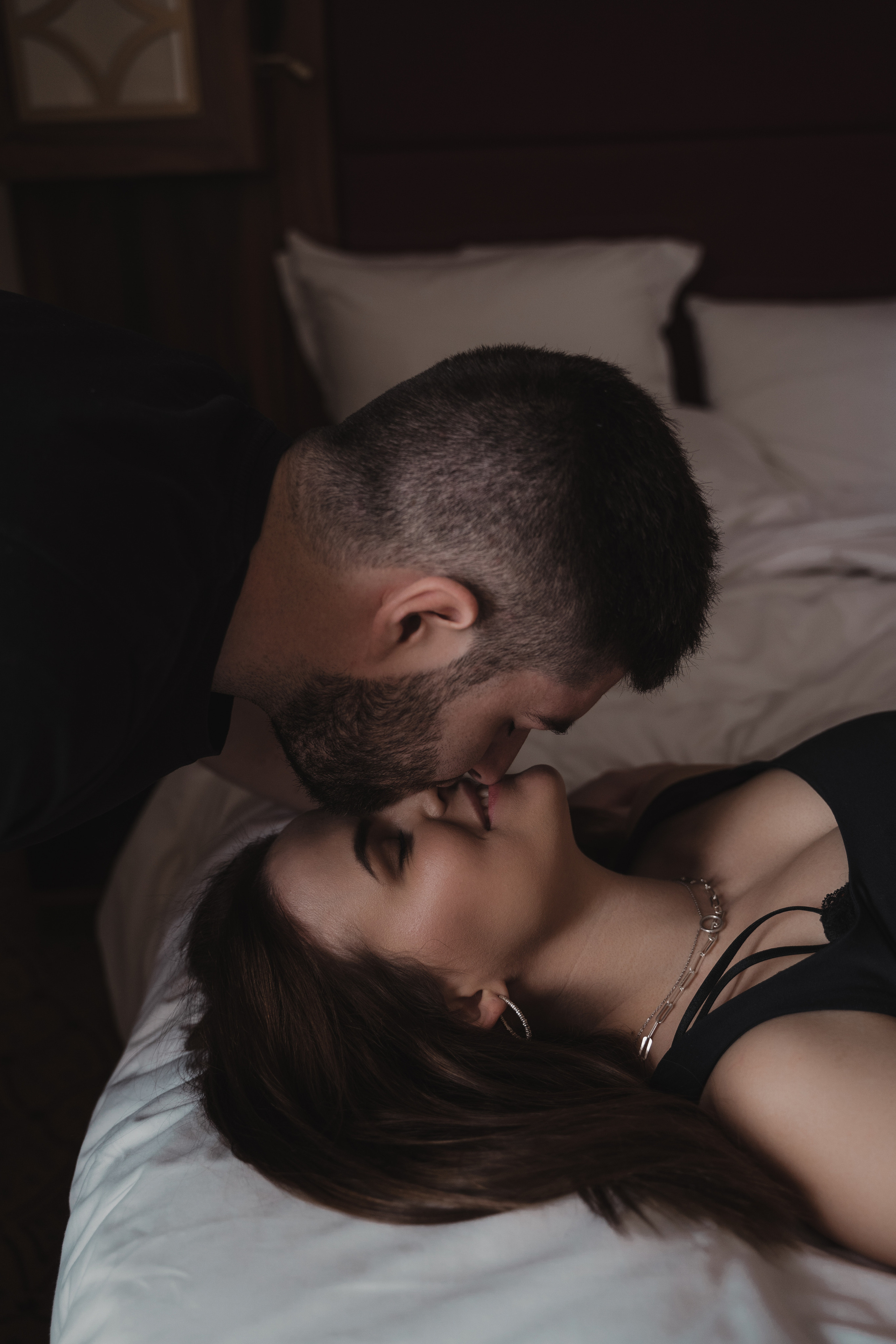 Plus one. Wedding & engagement photographer in Seattle, WA. Tania Maureira