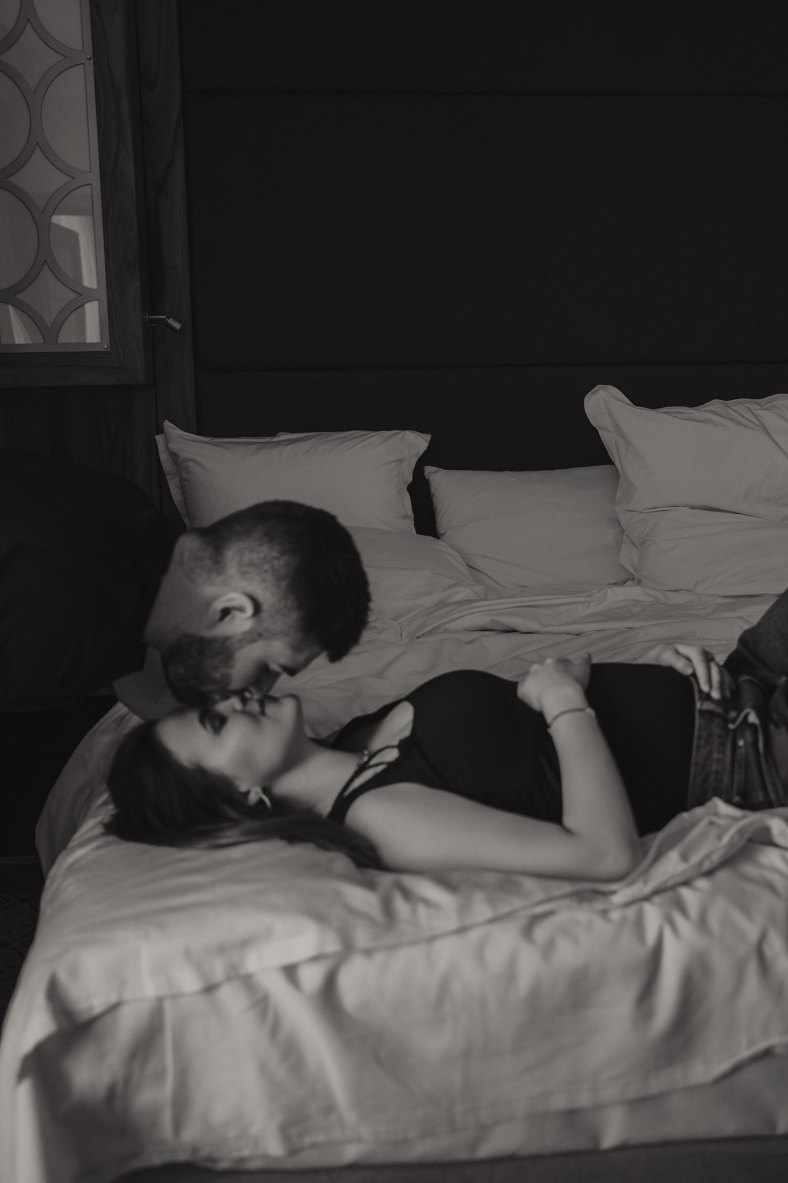 Plus one. Wedding & engagement photographer in Seattle, WA. Tania Maureira