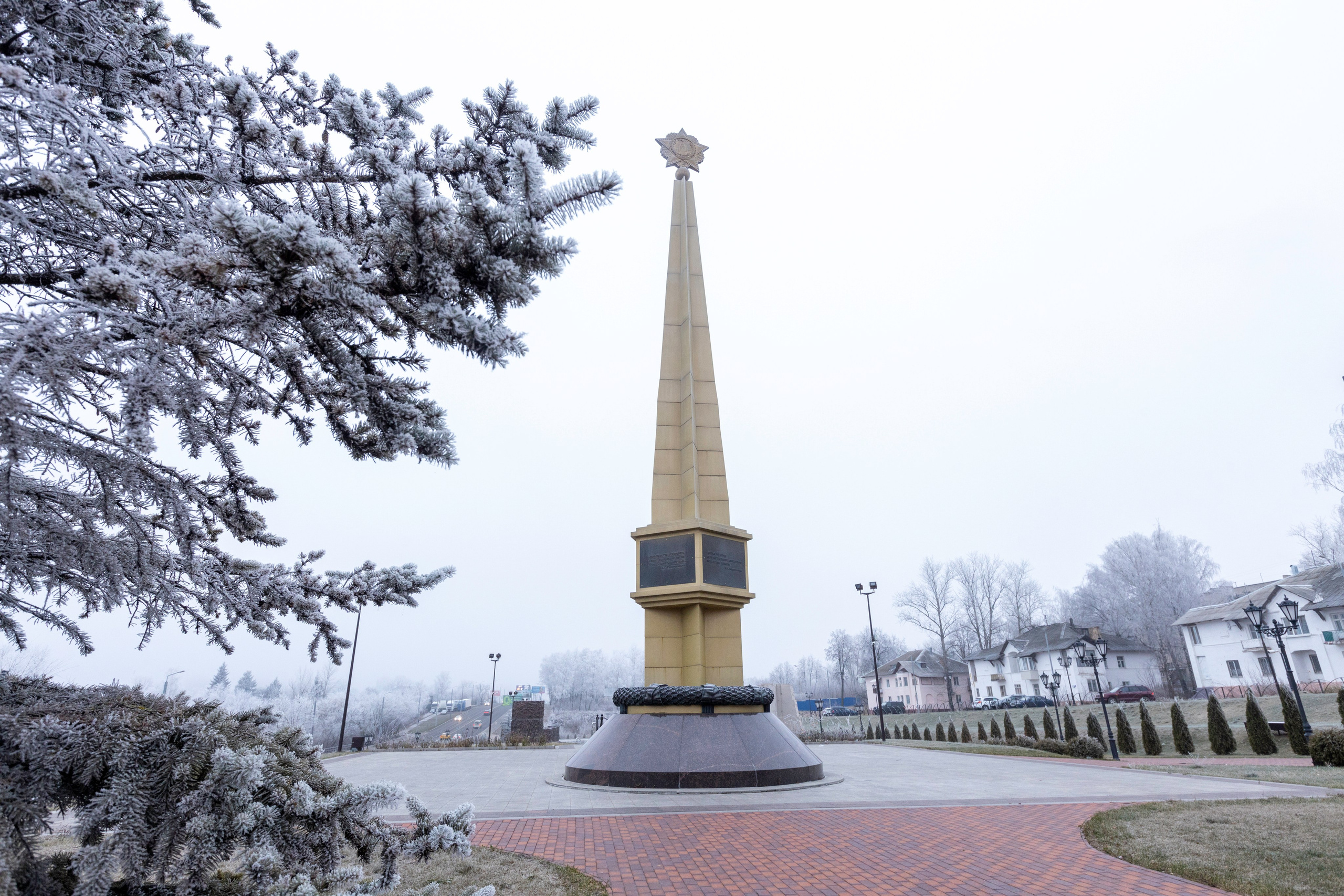 Иней — Менделеевский. Мемориалы Героям Великой Отечественной Войны. Фотограф в Туле Крупский АнДРей. Фотостудия «КАДР71» в Туле