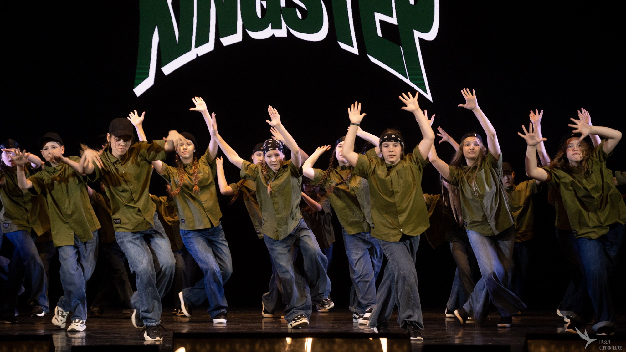 Отчетный концерт студии танца KingStep. Репортажный фотограф в Казани Павел Серпокрылов