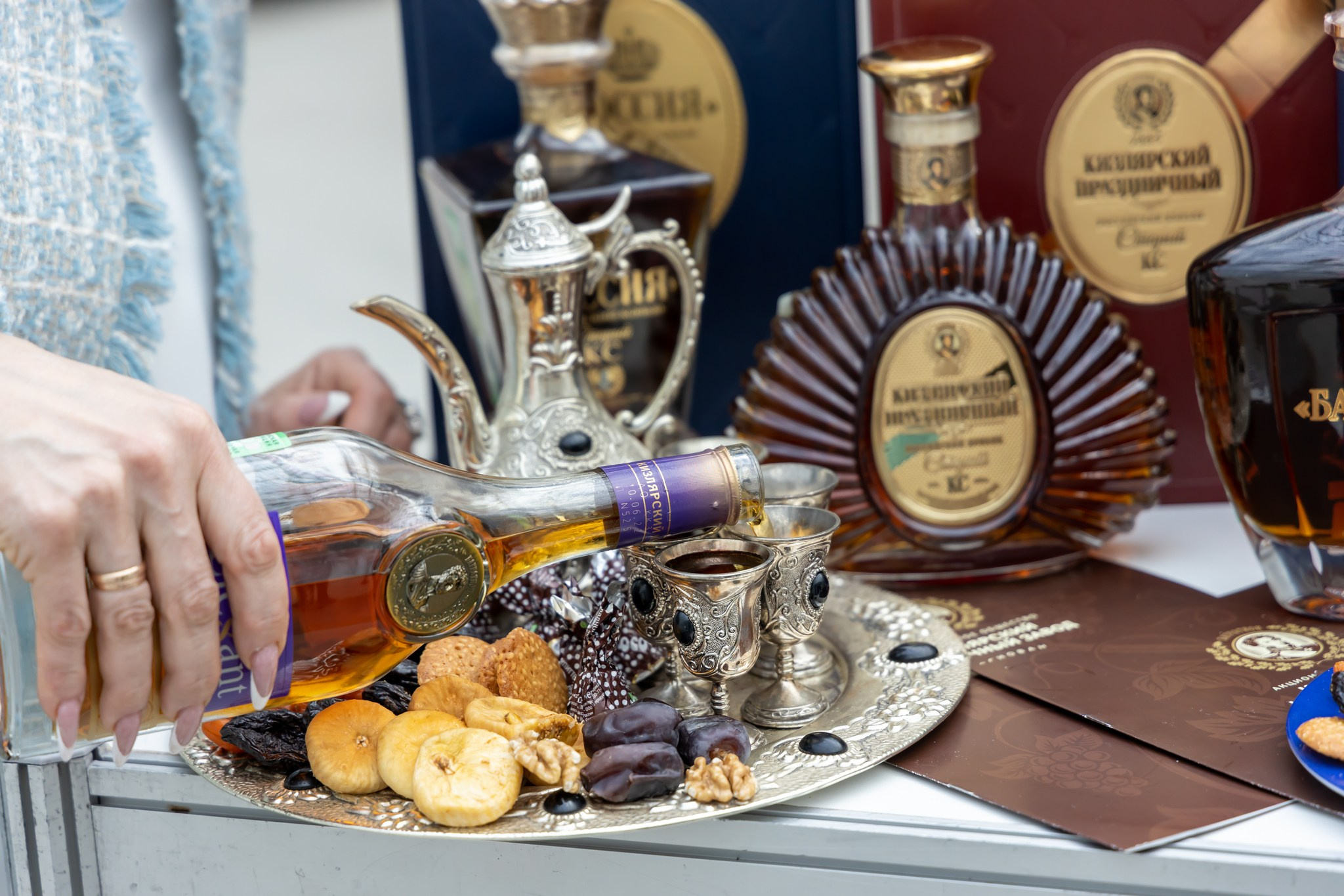 Эногастрономический салон Vinspiration 2023. Репортажный, семейный и студийный фотограф в Москве Демин Алексей