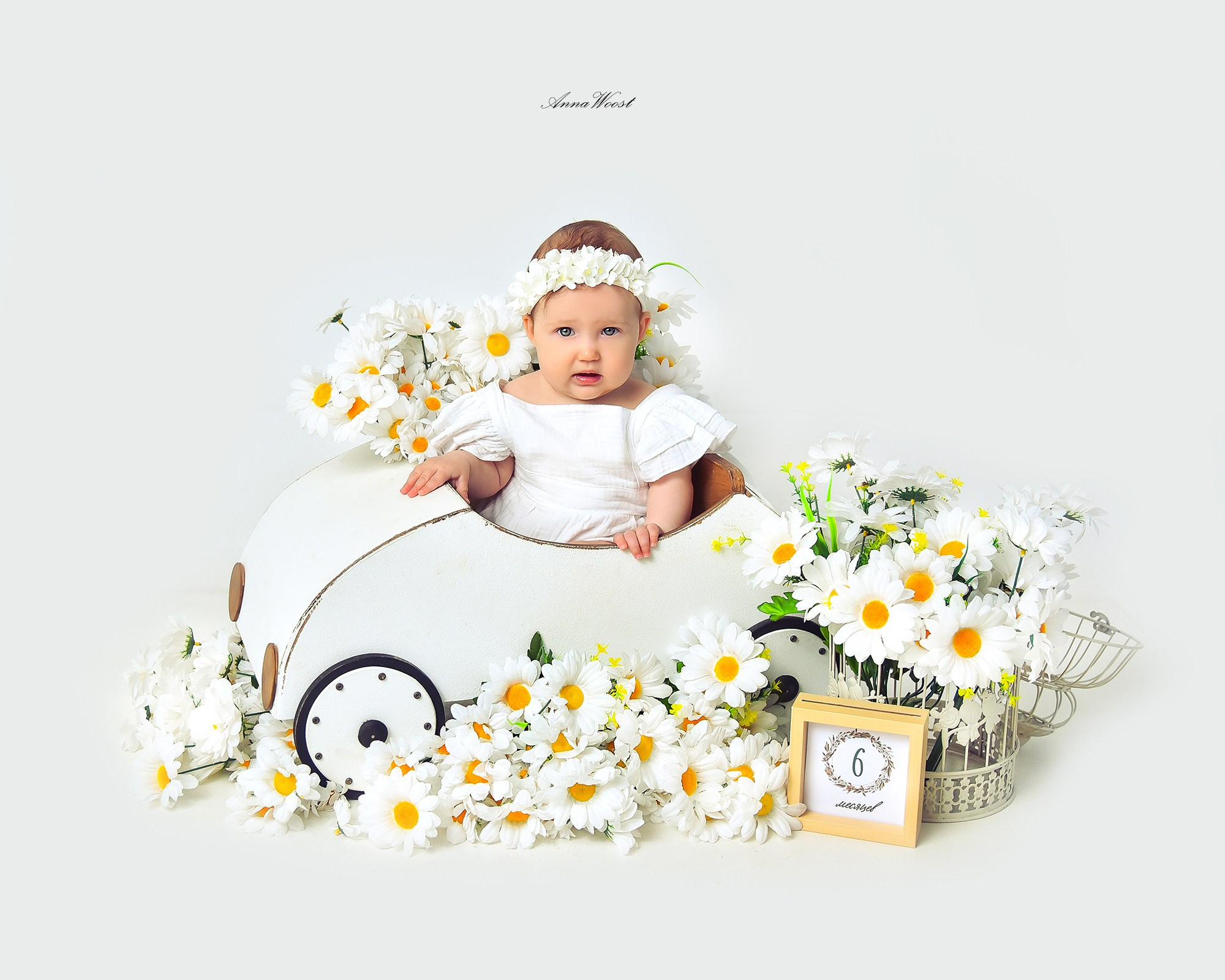 Малышки Антураж