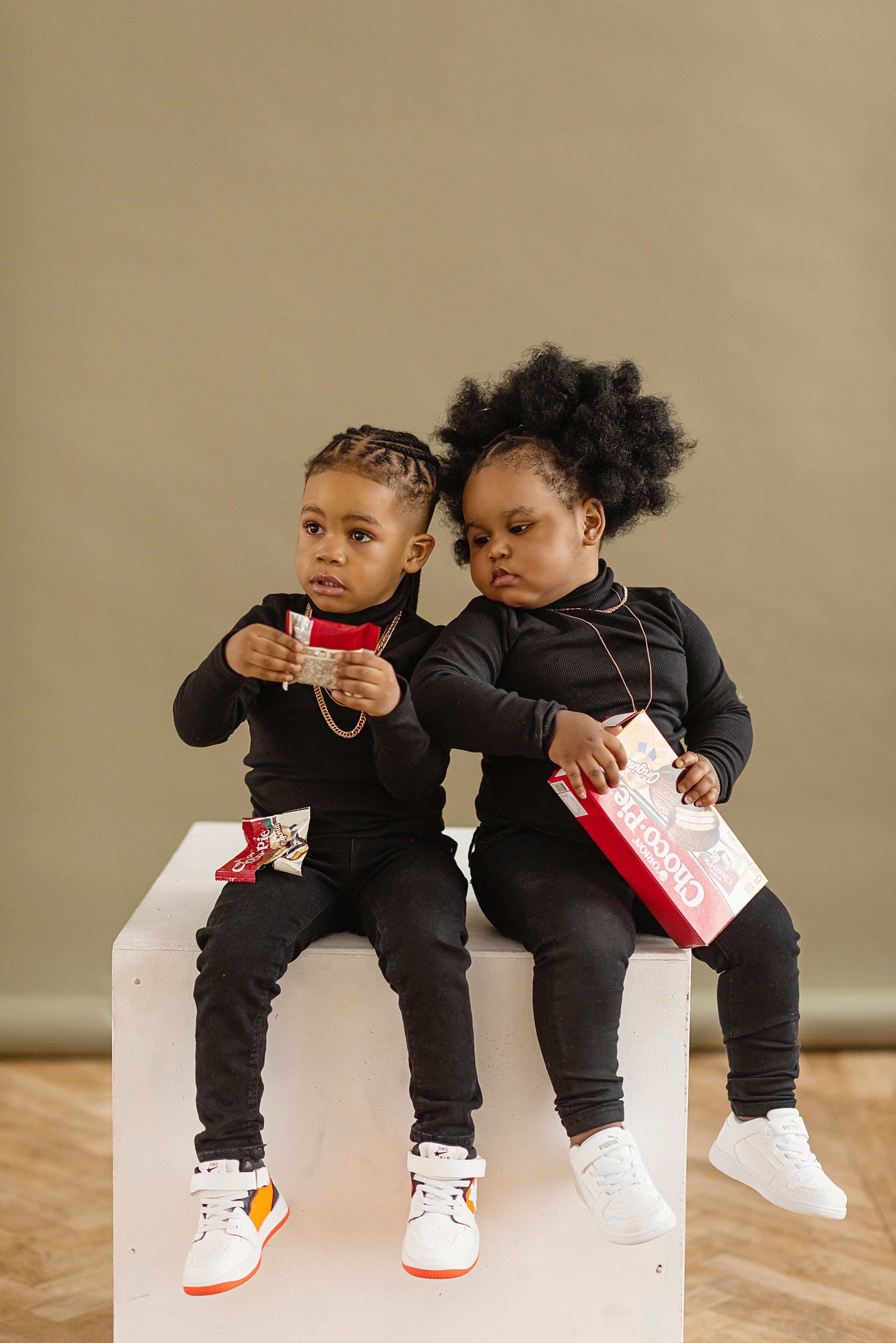 Чисо и Миша. Профессиональный фотограф. Портрет, семья, дети