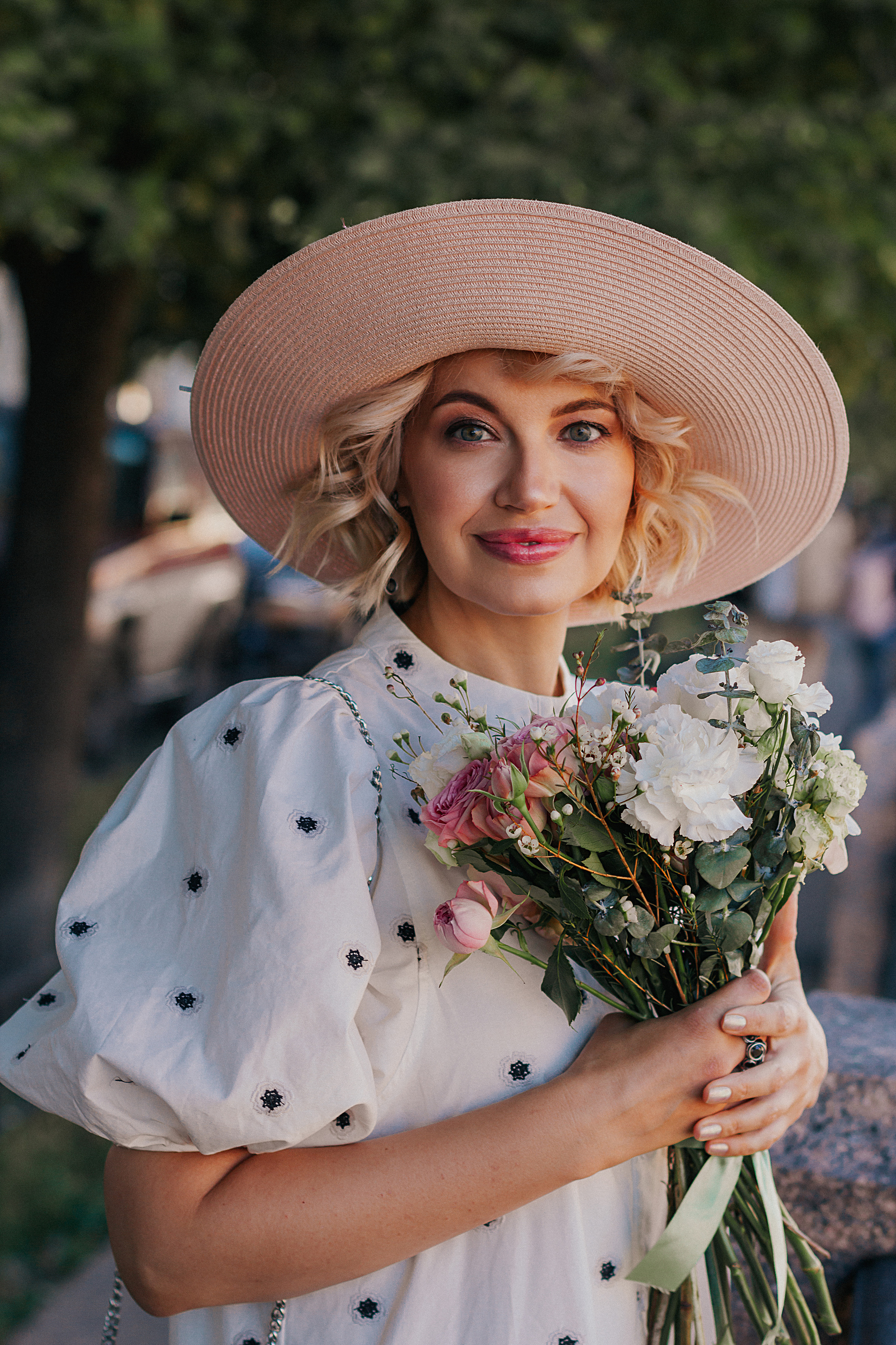Оксана. Прогулка. Июль 2021. Санкт-Петербург. Ваш персональный фотограф в Волжском Мария Морозова