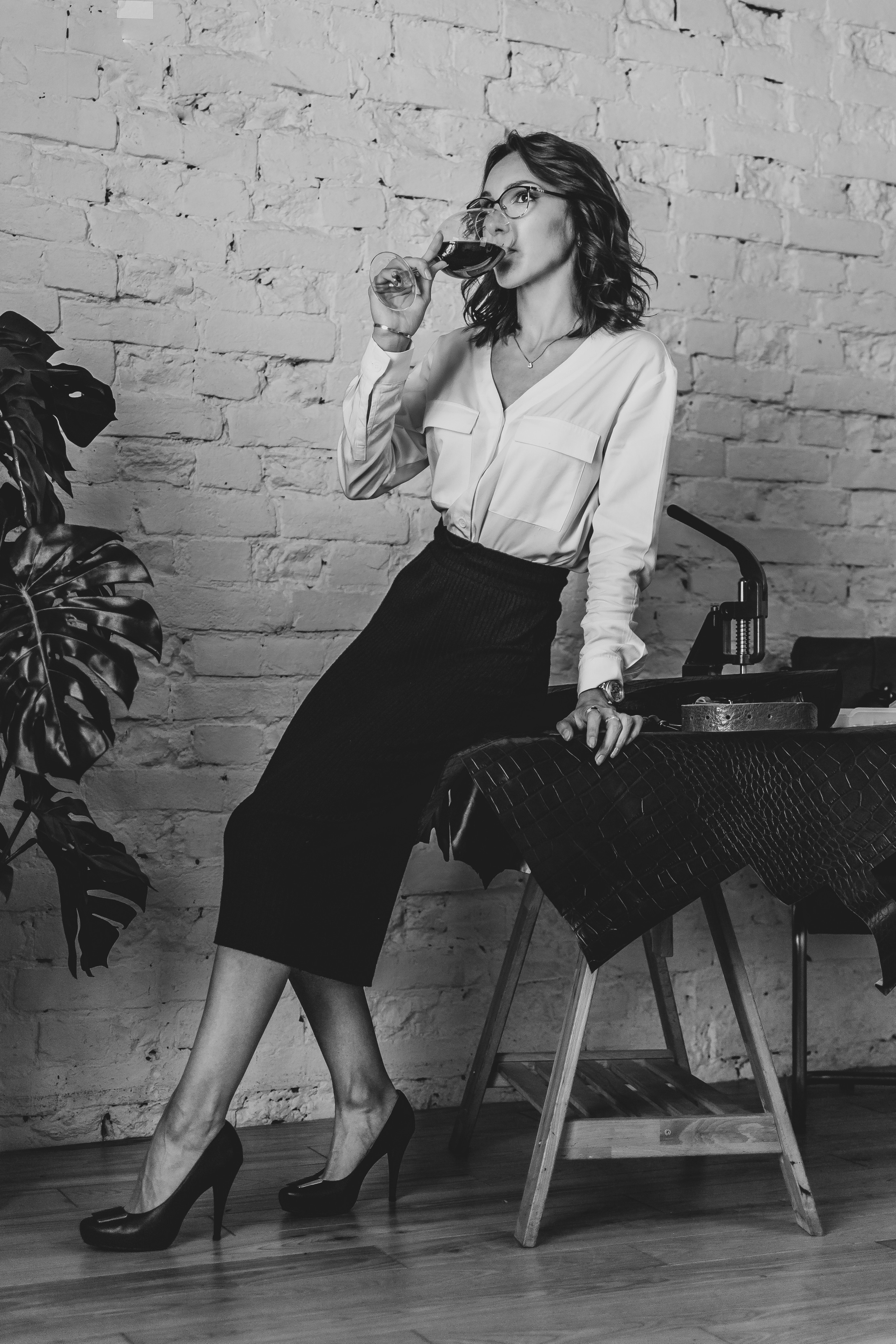 Съёмка мастера кожевенного дела. Ангелина. Август 2020. Санкт-Петербург. Ваш персональный фотограф в Волжском Мария Морозова