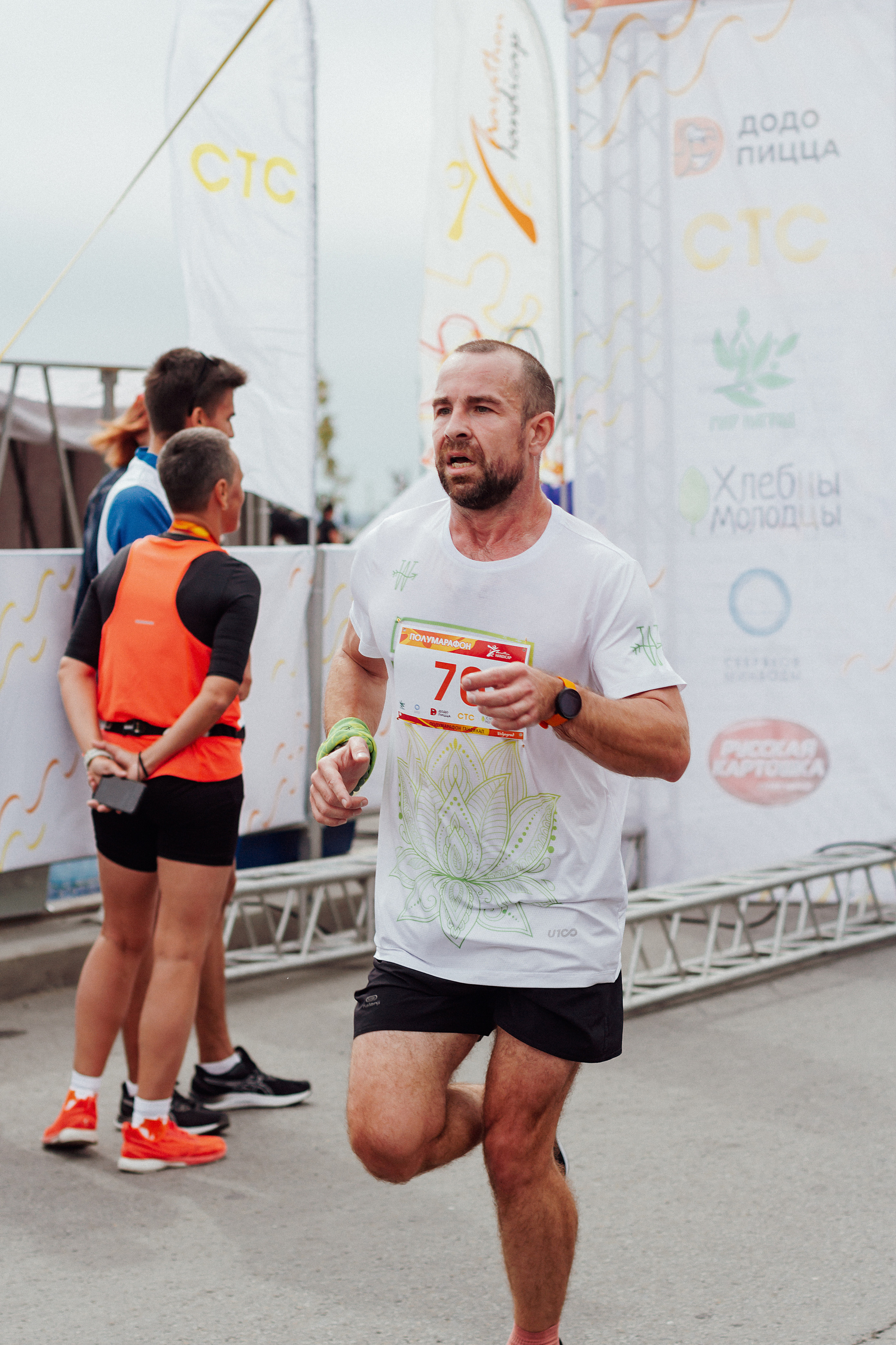 Волгоград Марафон 24 сентября 2022 год. Ваш персональный фотограф в Волжском Мария Морозова