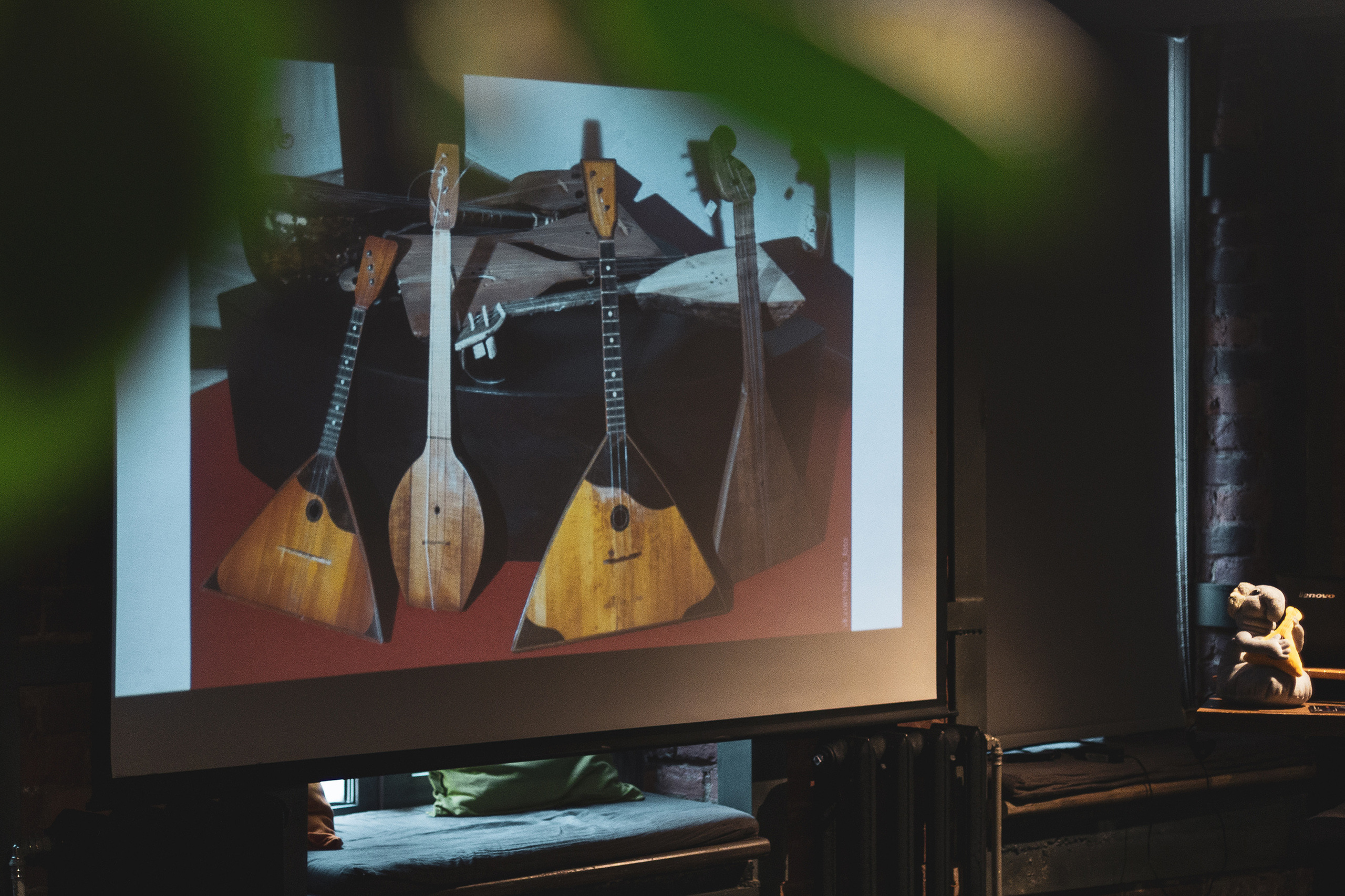 Лекция Варвары Летягиной в баре «Бакалавриат». 09-02-2019 г. Санкт-Петербург. Ваш персональный фотограф в Волжском Мария Морозова