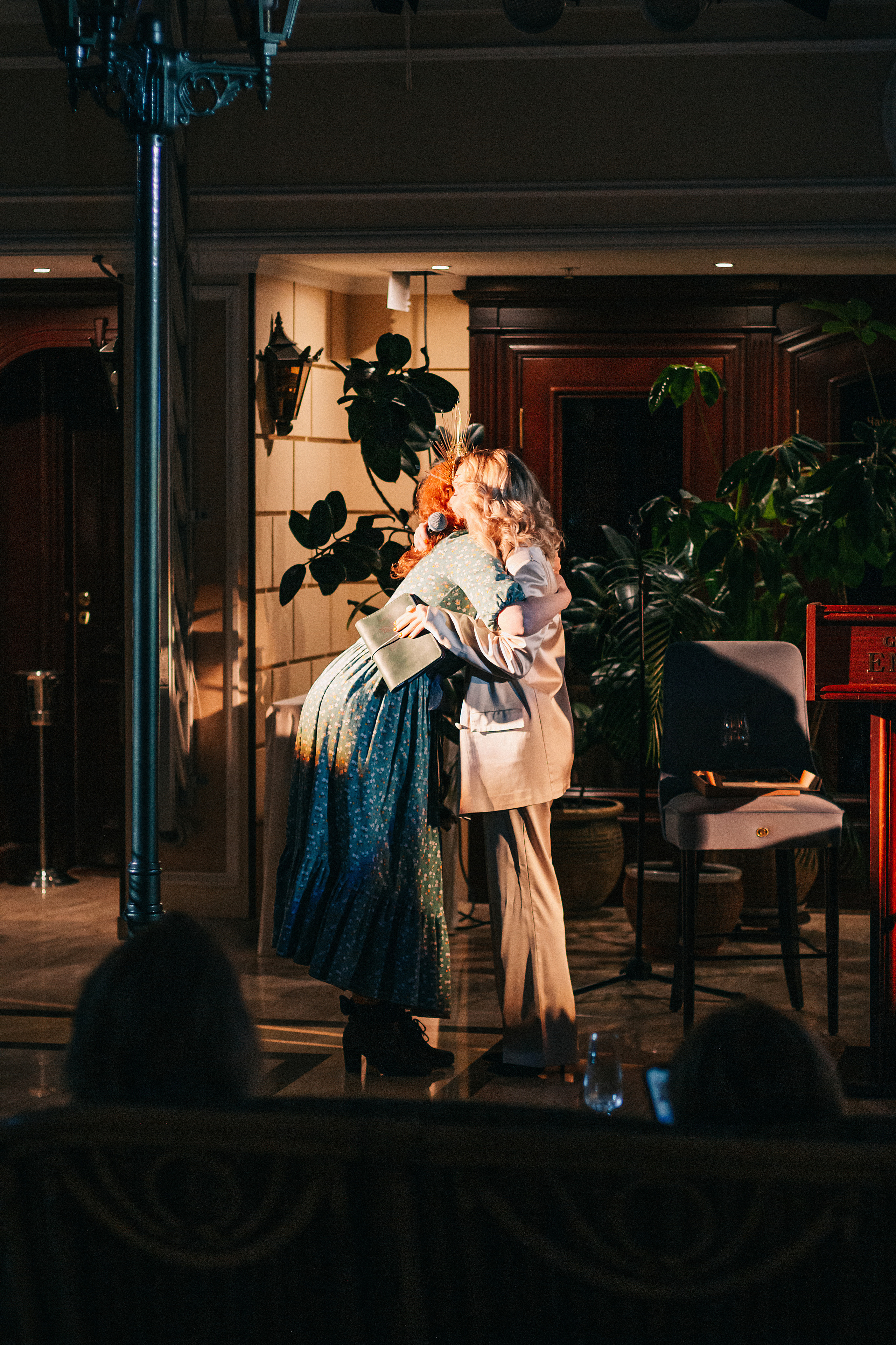 Презентация книги Юлии Чай «Новая я». 09 марта 2022. Санкт-Петербург. Ваш персональный фотограф в Волжском Мария Морозова