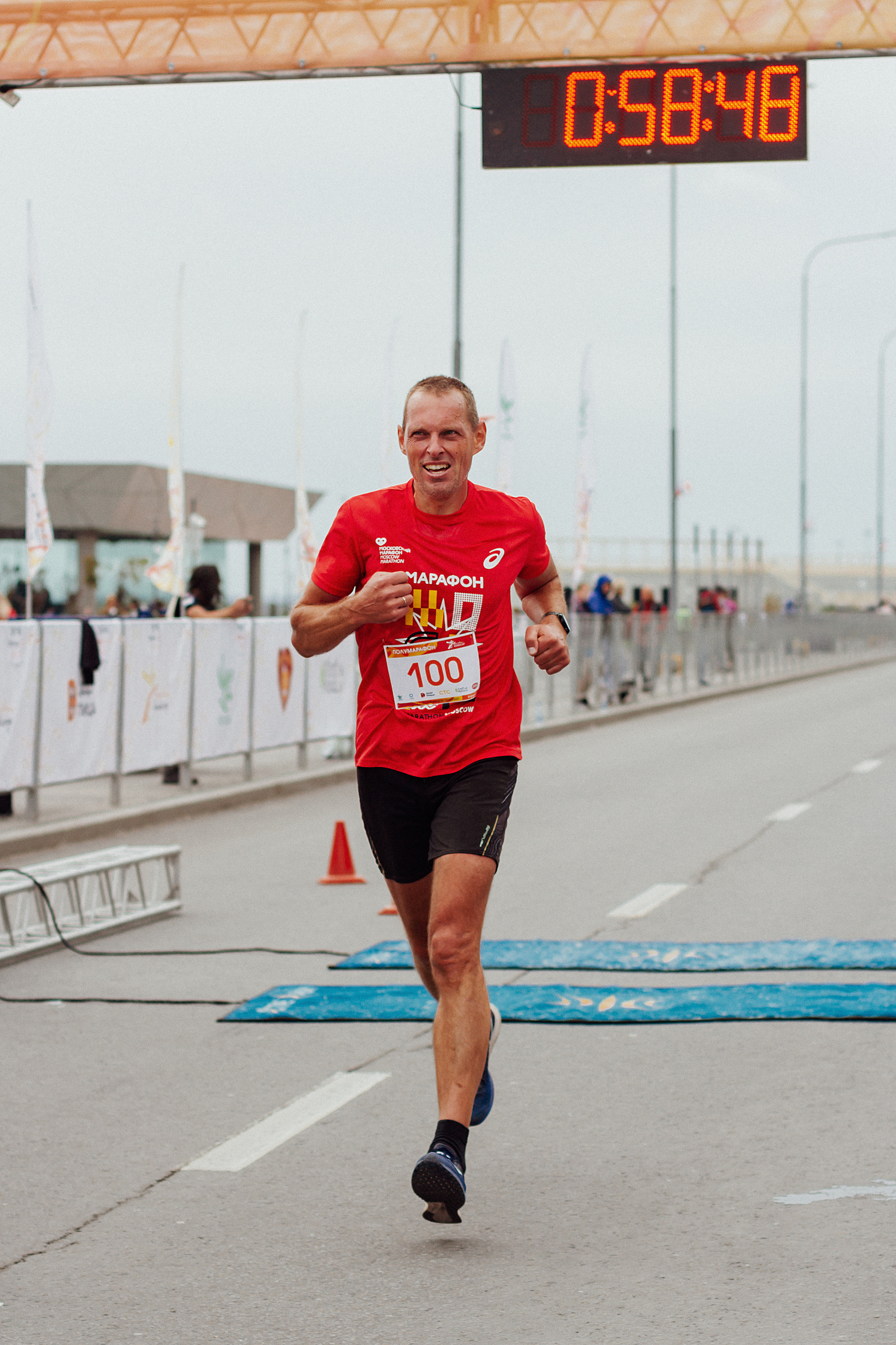 Волгоград Марафон 24 сентября 2022 год. Ваш персональный фотограф в Волжском Мария Морозова