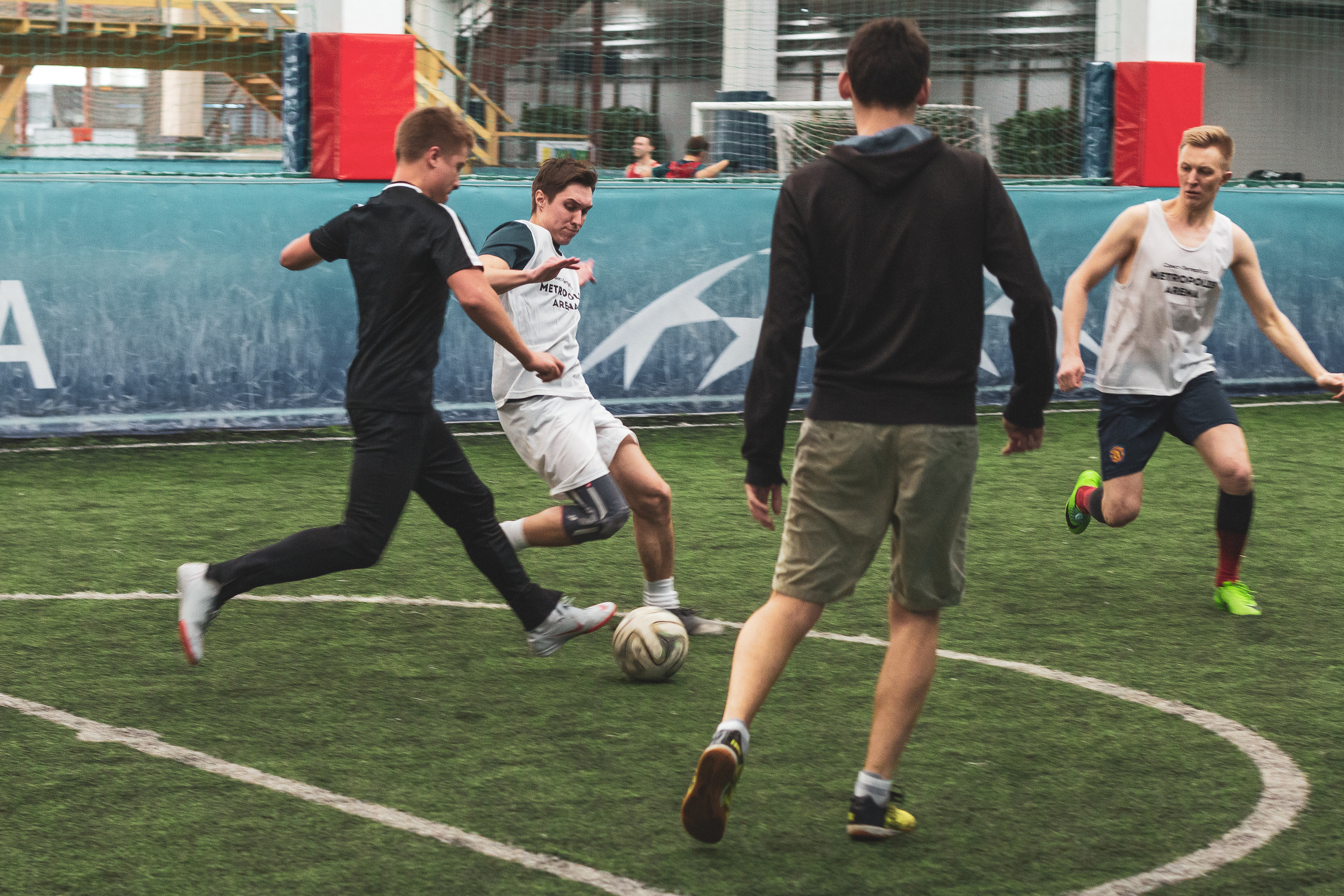 Товарищеский футбольный матч. Март 2019 год. Санкт-Петербург. Ваш персональный фотограф в Волжском Мария Морозова