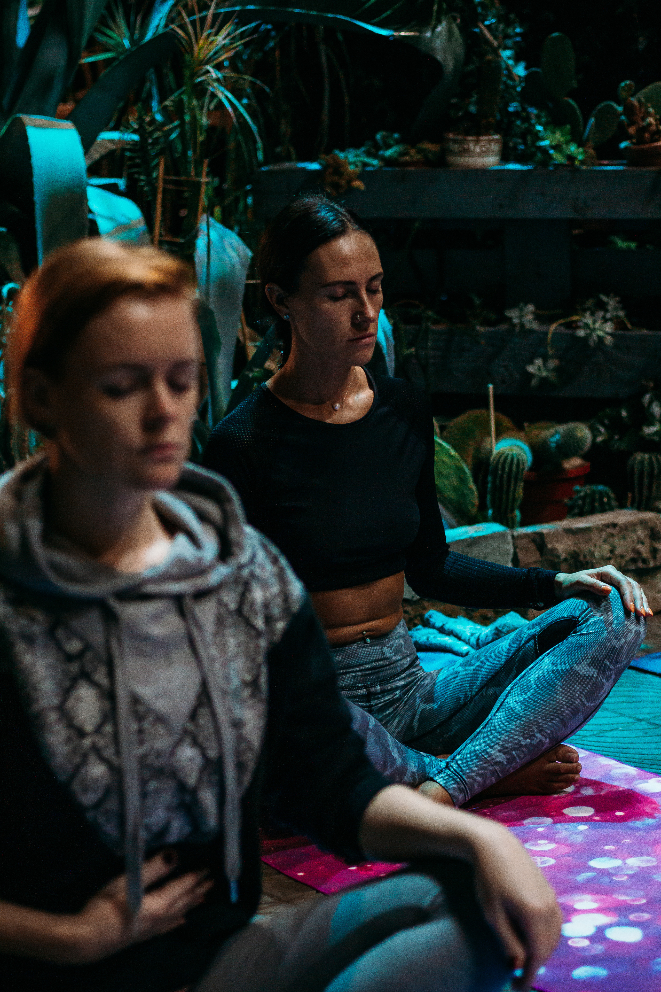 Йога с Анастасией Райденковой в Оранжерее. 16 сентября 2020. Санкт-Петербург. Ваш персональный фотограф в Волжском Мария Морозова