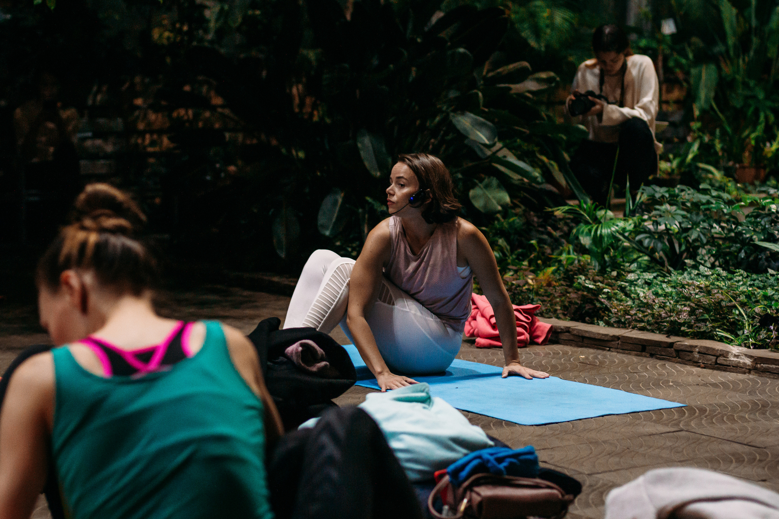 Йога с Анастасией Райденковой в Оранжерее. 16 сентября 2020. Санкт-Петербург. Ваш персональный фотограф в Волжском Мария Морозова