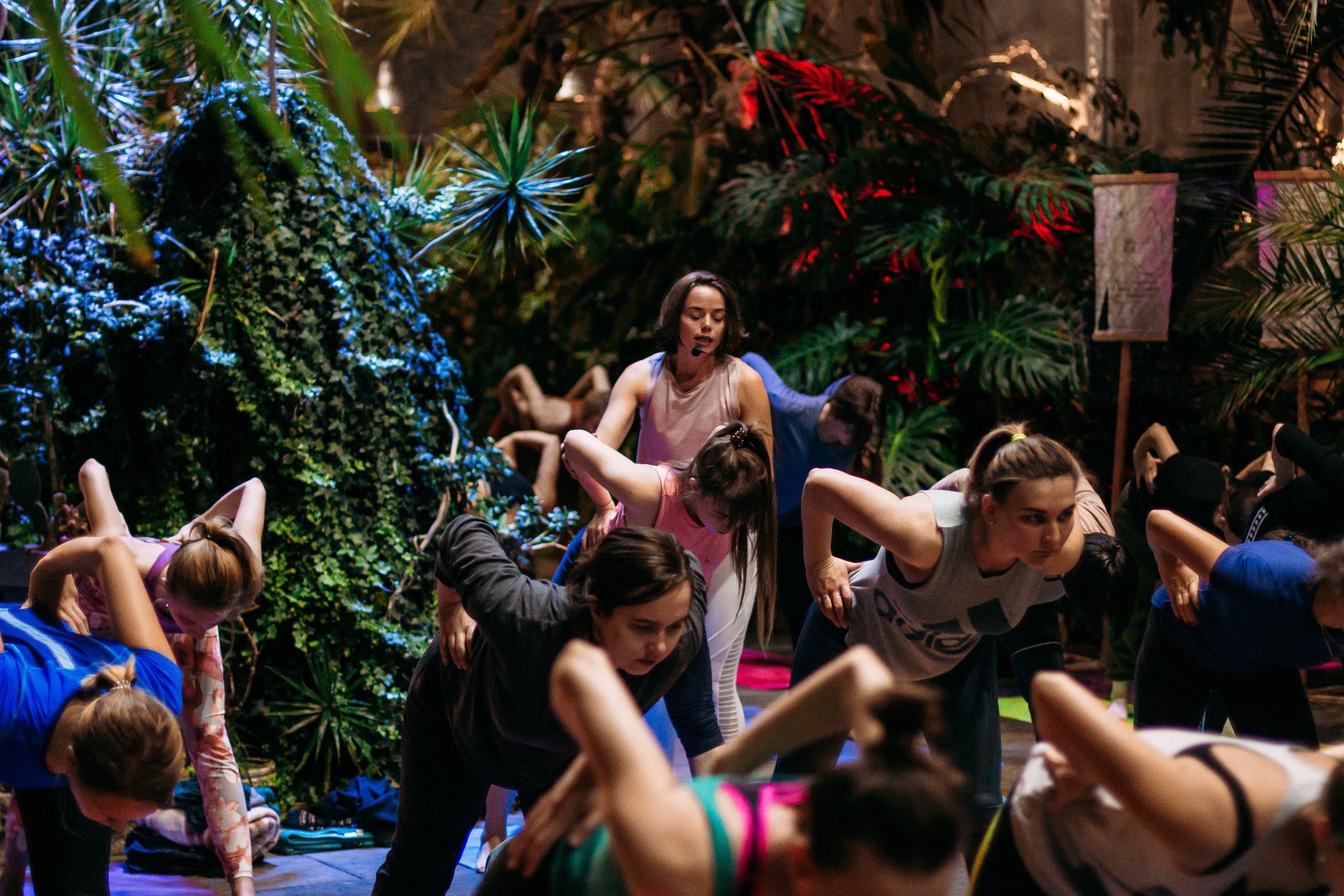 Йога с Анастасией Райденковой в Оранжерее. 16 сентября 2020. Санкт-Петербург. Ваш персональный фотограф в Волжском Мария Морозова