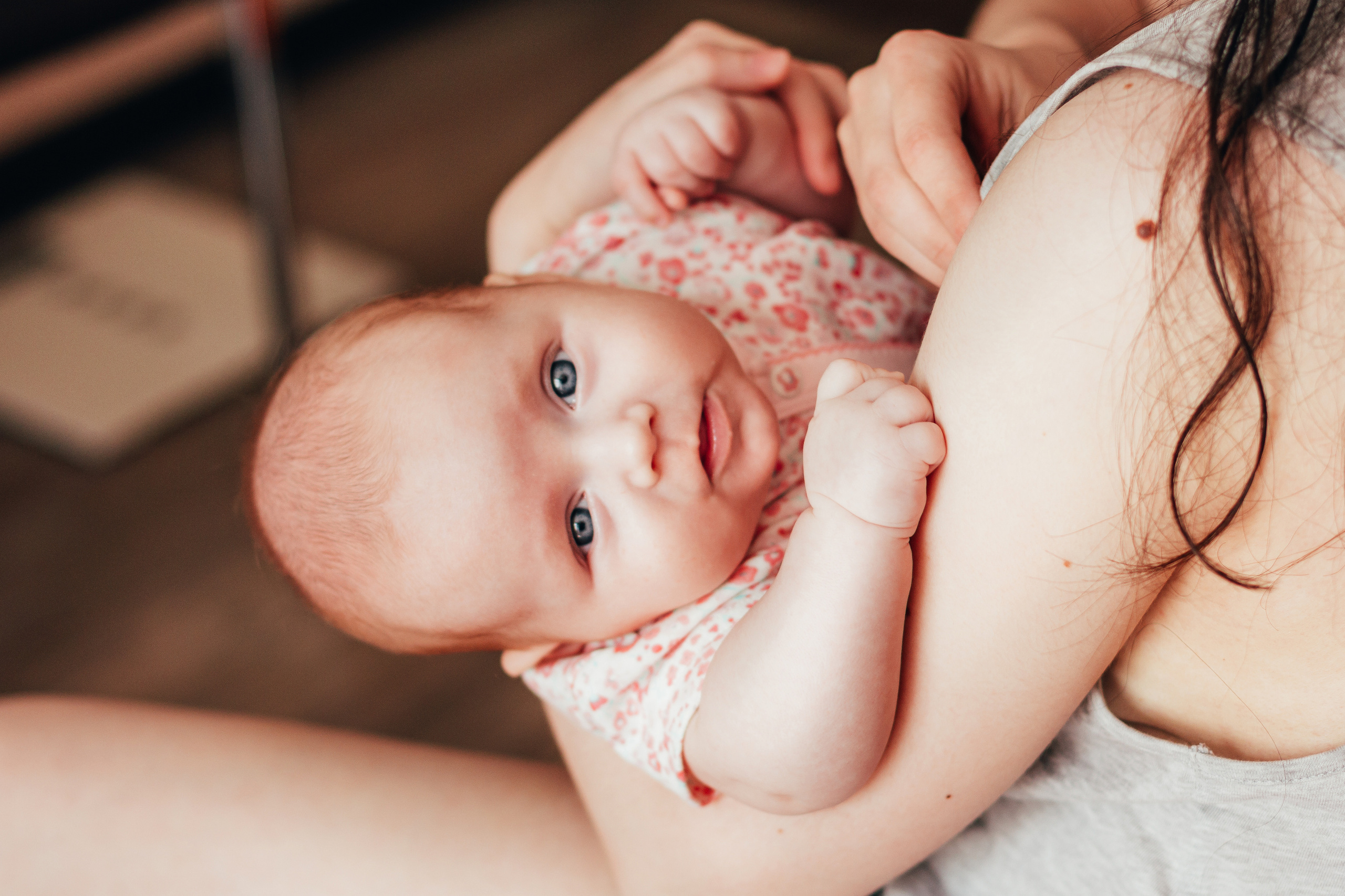 Виктория. 3 месяца. Домашняя съёмка. Июнь 2019. Тюмень. Ваш персональный фотограф в Волжском Мария Морозова