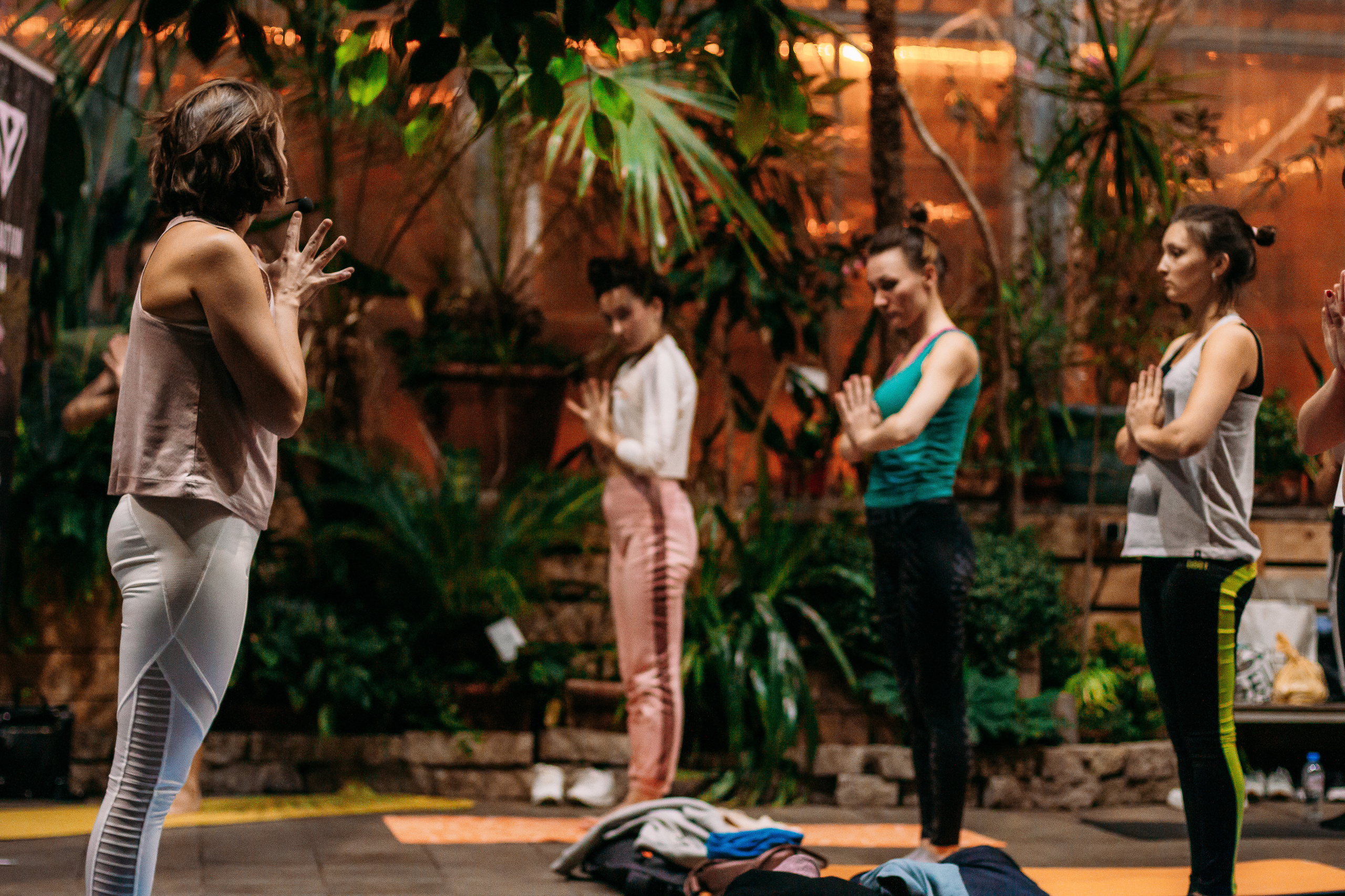 Йога с Анастасией Райденковой в Оранжерее. 16 сентября 2020. Санкт-Петербург. Ваш персональный фотограф в Волжском Мария Морозова