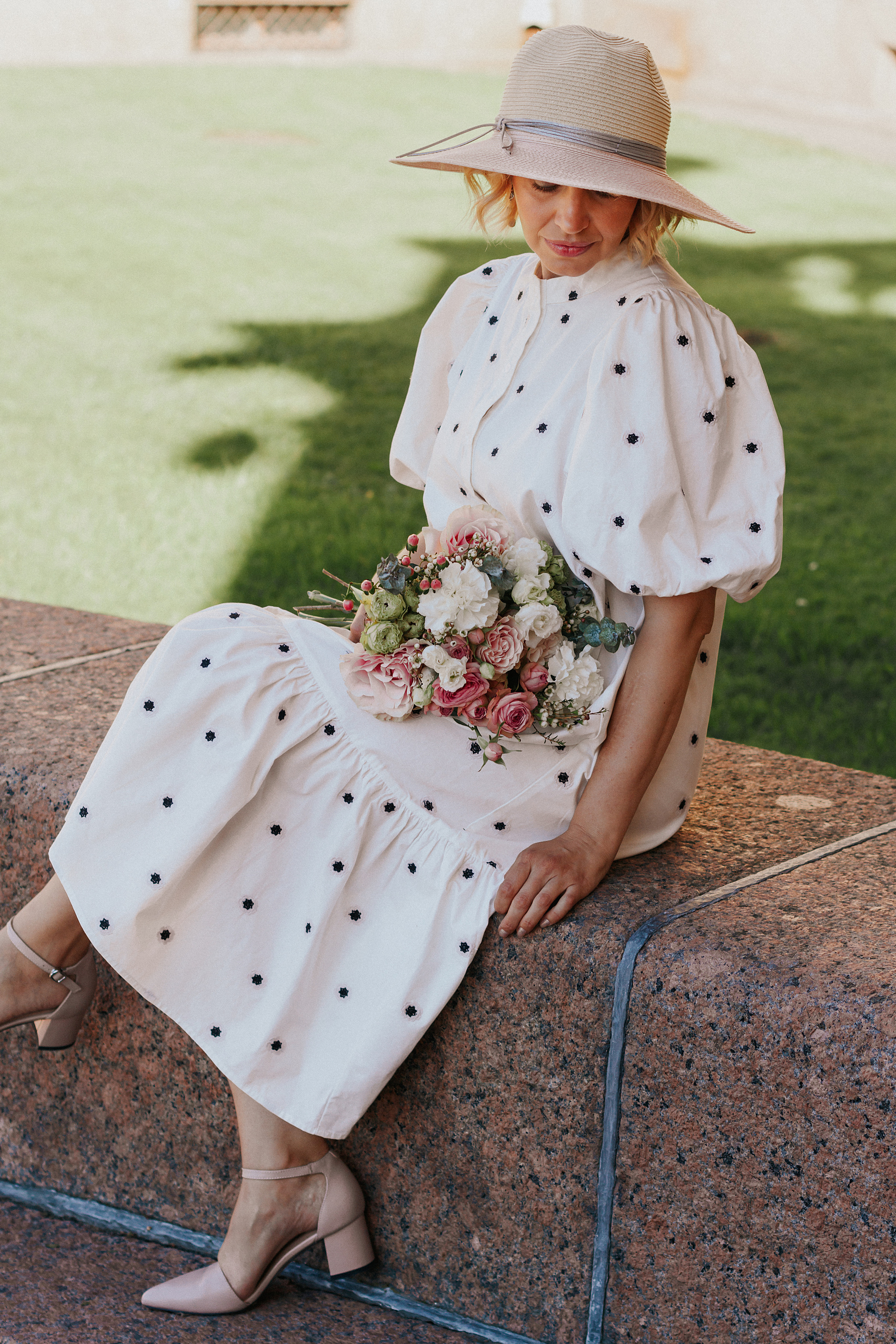 Оксана. Прогулка. Июль 2021. Санкт-Петербург. Ваш персональный фотограф в Волжском Мария Морозова