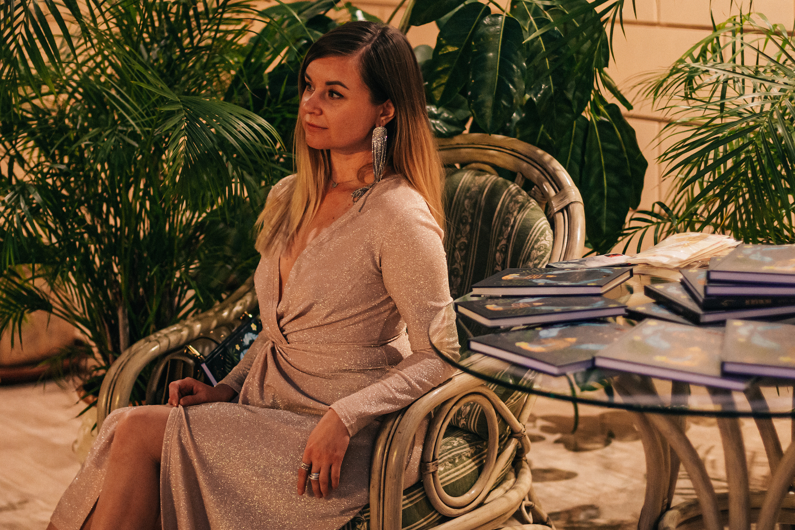 Презентация книги Юлии Чай «Новая я». 09 марта 2022. Санкт-Петербург. Ваш персональный фотограф в Волжском Мария Морозова