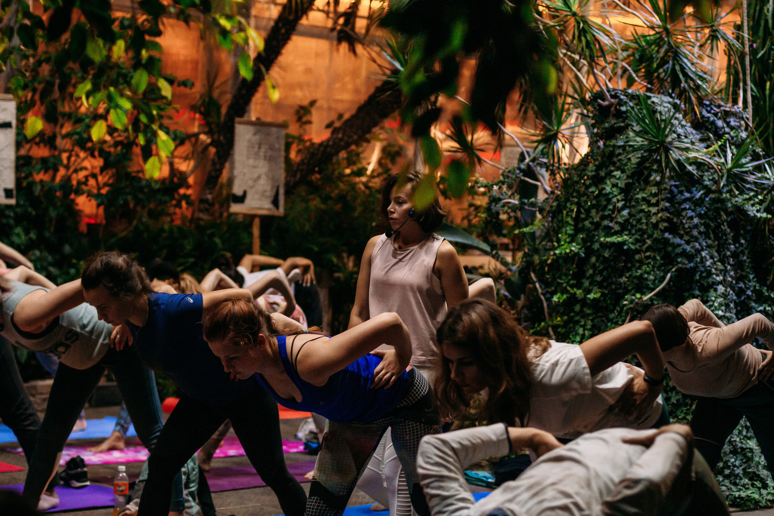 Йога с Анастасией Райденковой в Оранжерее. 16 сентября 2020. Санкт-Петербург. Ваш персональный фотограф в Волжском Мария Морозова