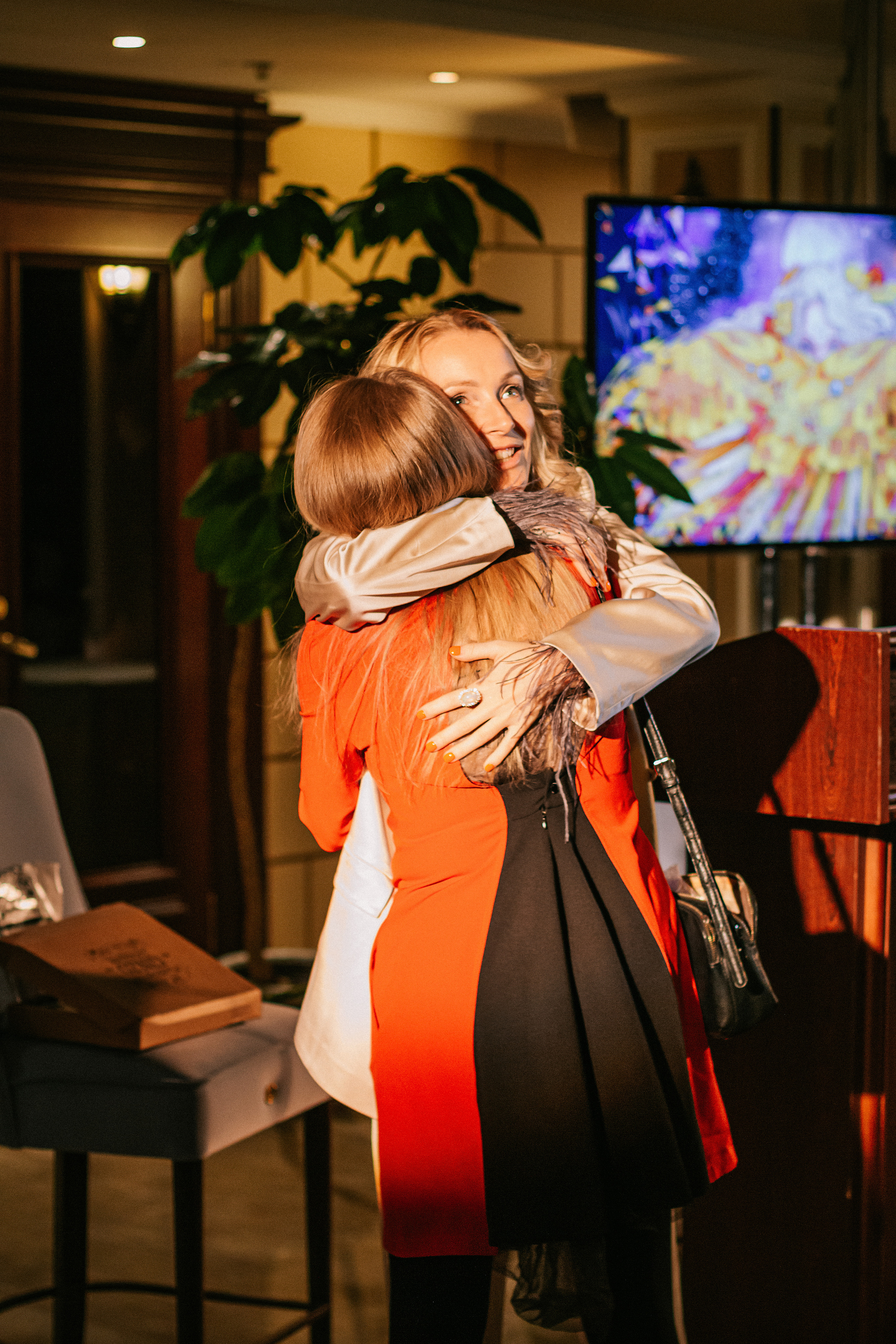 Презентация книги Юлии Чай «Новая я». 09 марта 2022. Санкт-Петербург. Ваш персональный фотограф в Волжском Мария Морозова